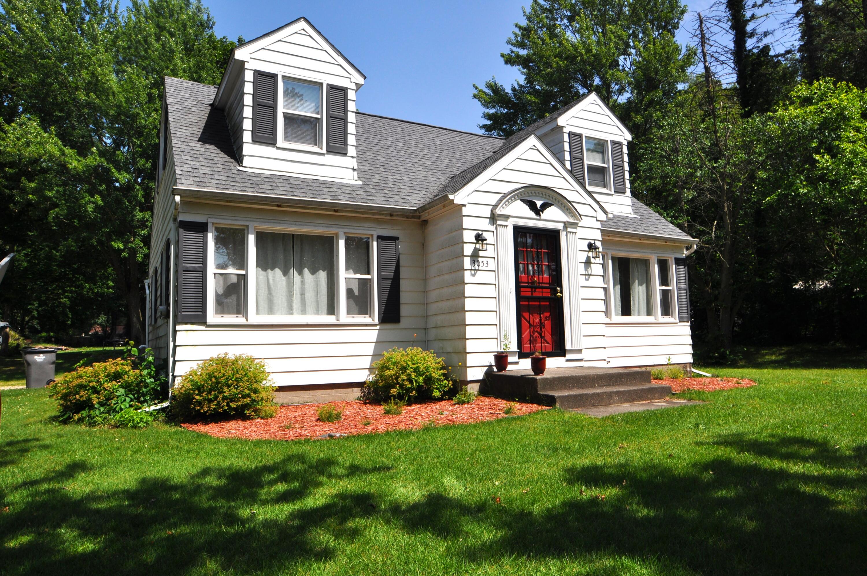 3053 S 3rd Street Niles MI 49120