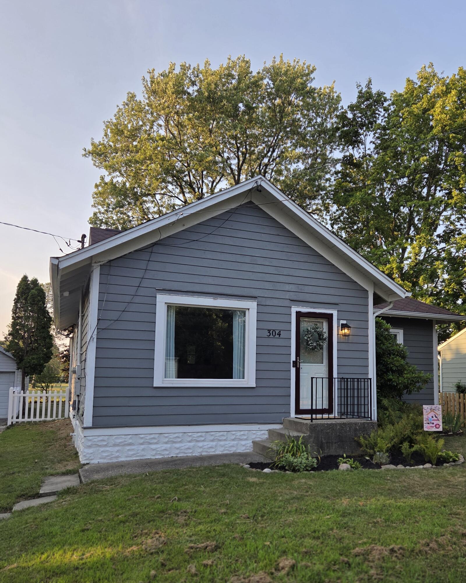 304 Oakhurst Avenue Kalamazoo MI 49001