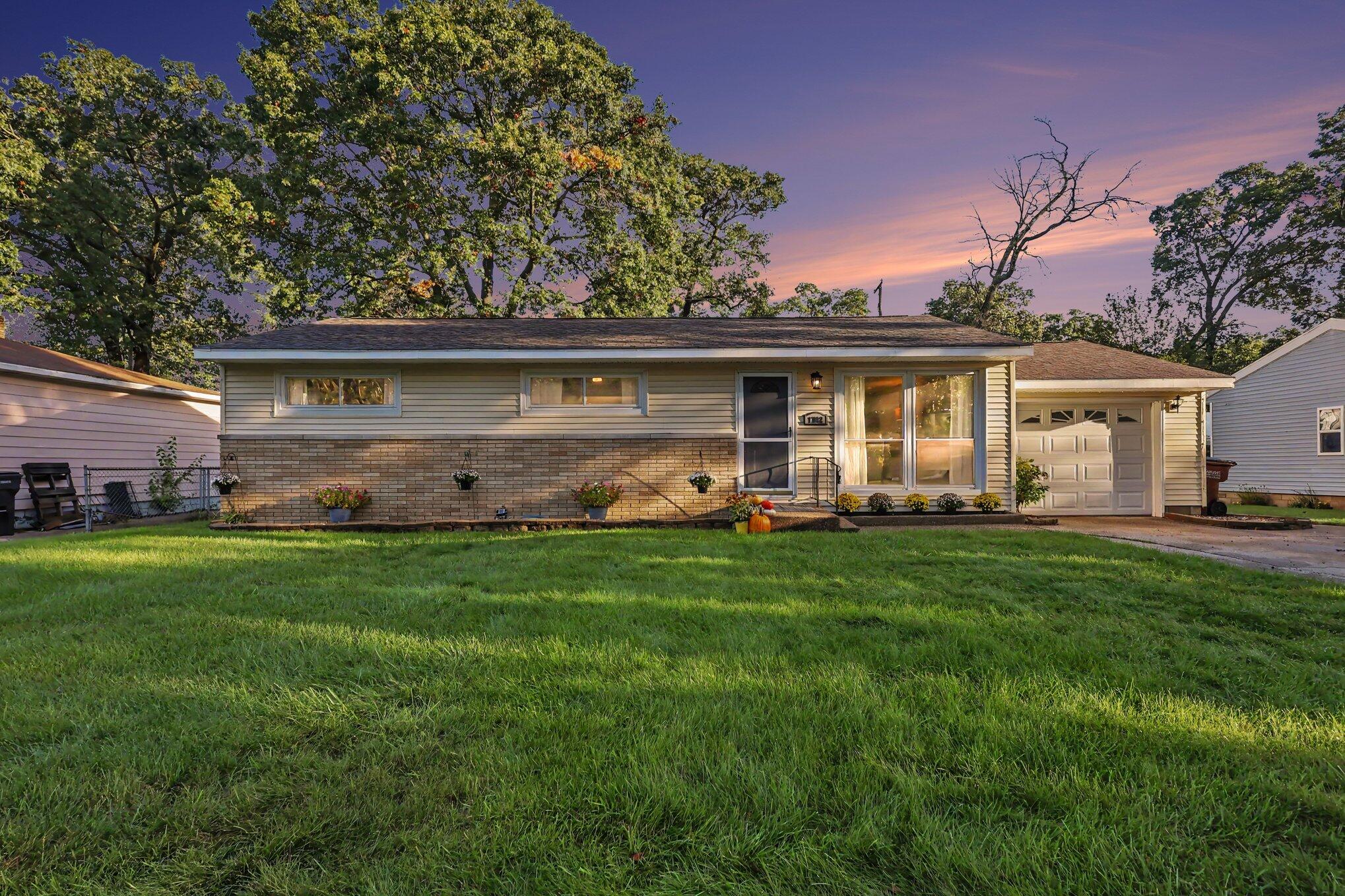 1702 Leif Avenue Muskegon MI 49441