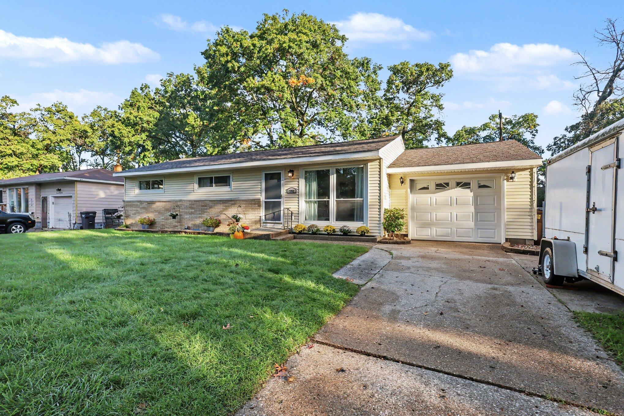 1702 Leif Avenue Muskegon MI 49441