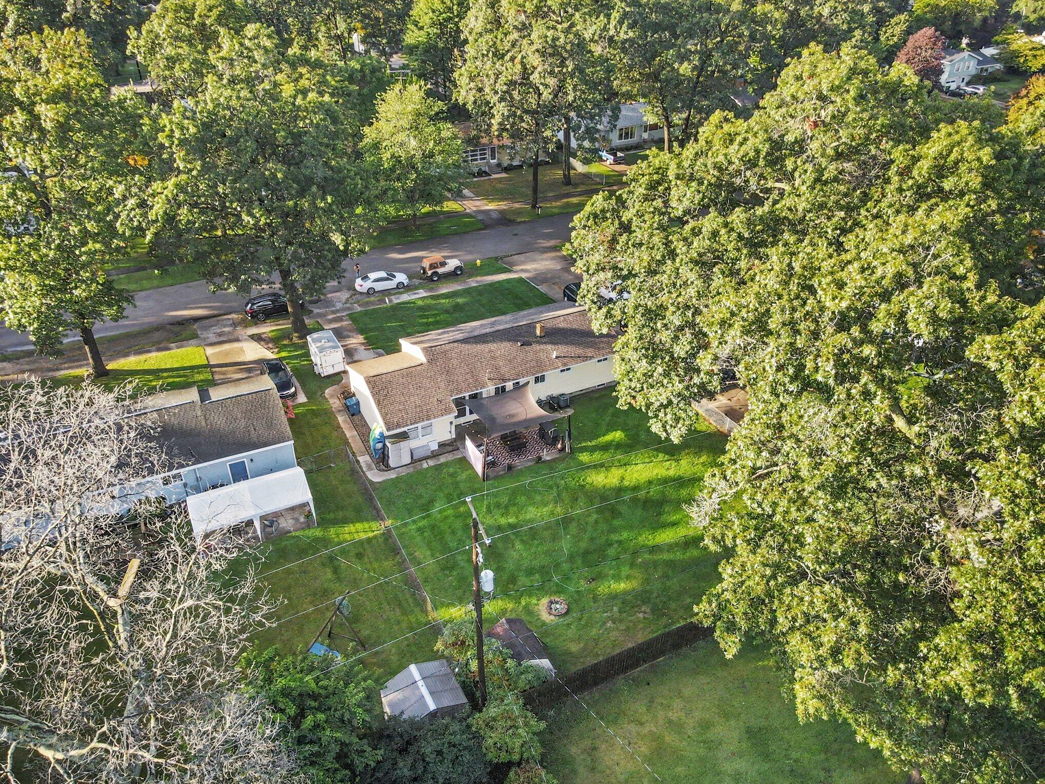 1702 Leif Avenue Muskegon MI 49441