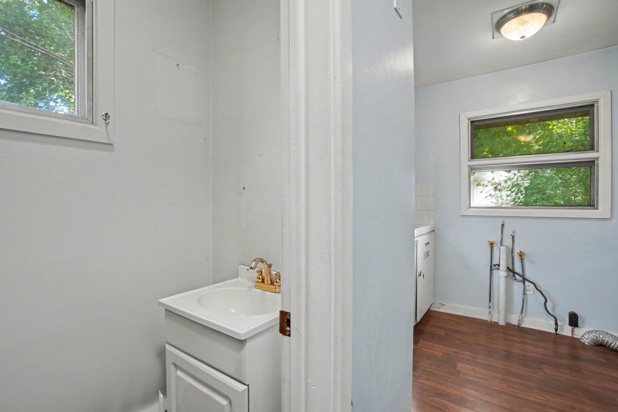 499 Sunnyjune Avenue Holland MI 49424