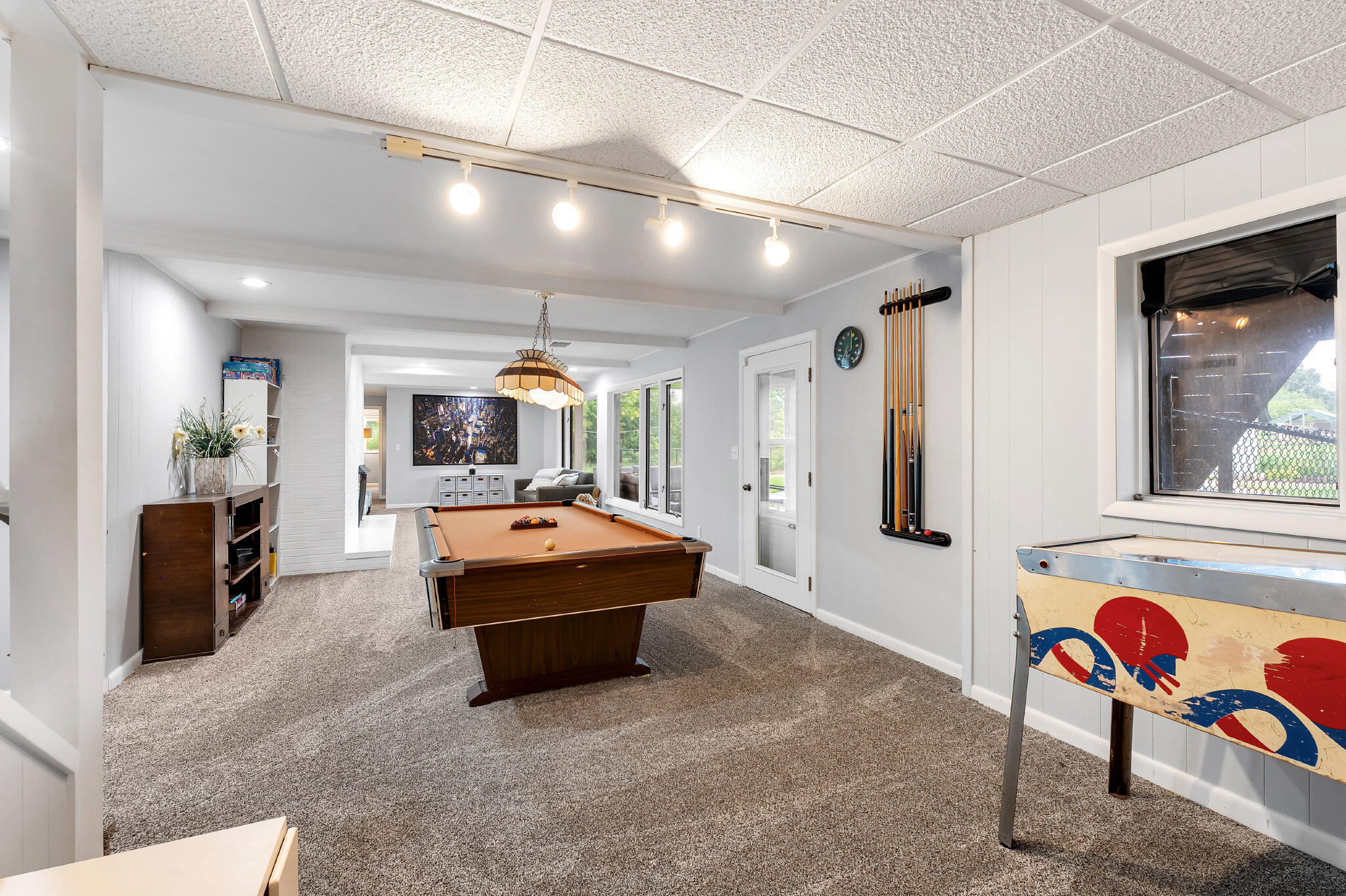 2305 Leffingwell Avenue NE Grand Rapids MI 49525