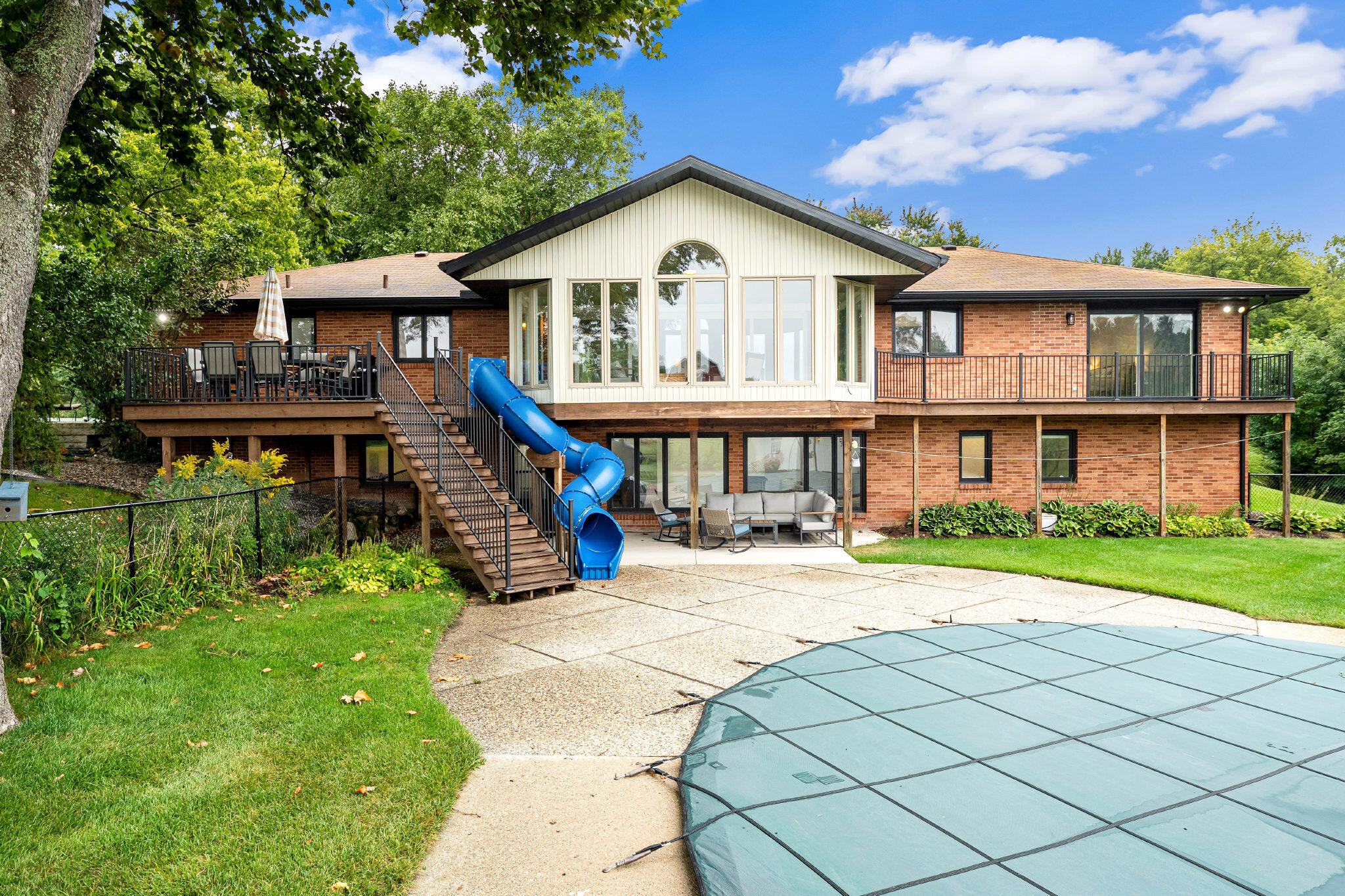 2305 Leffingwell Avenue NE Grand Rapids MI 49525