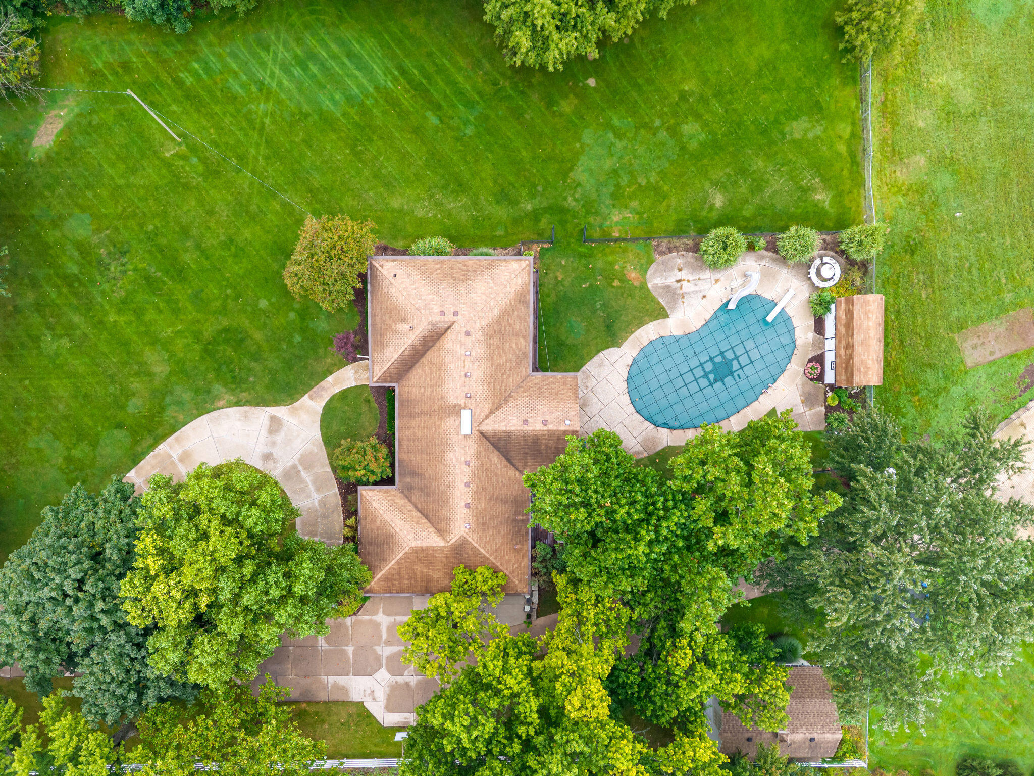 2305 Leffingwell Avenue NE Grand Rapids MI 49525