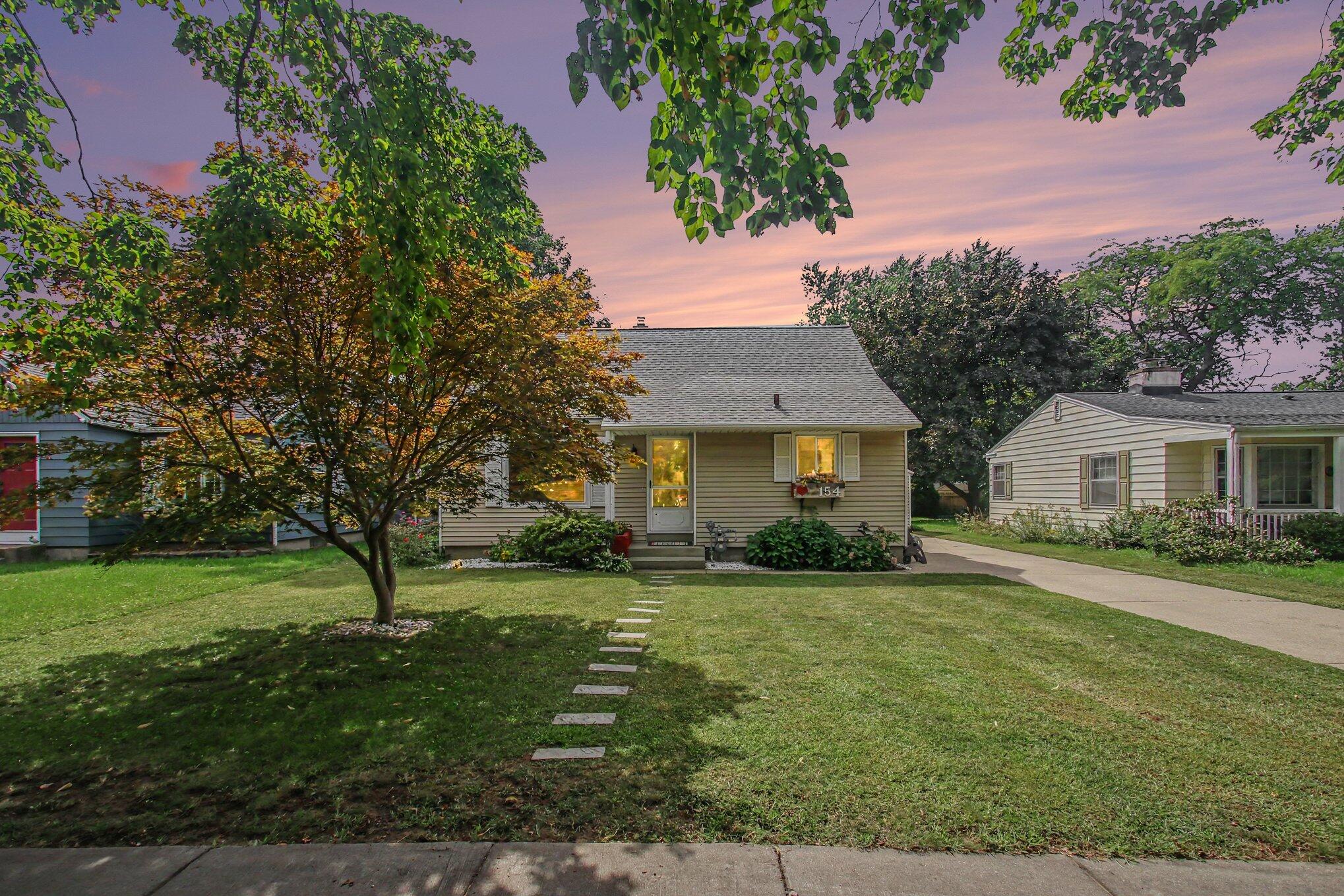154 W 30th Street Holland MI 49423