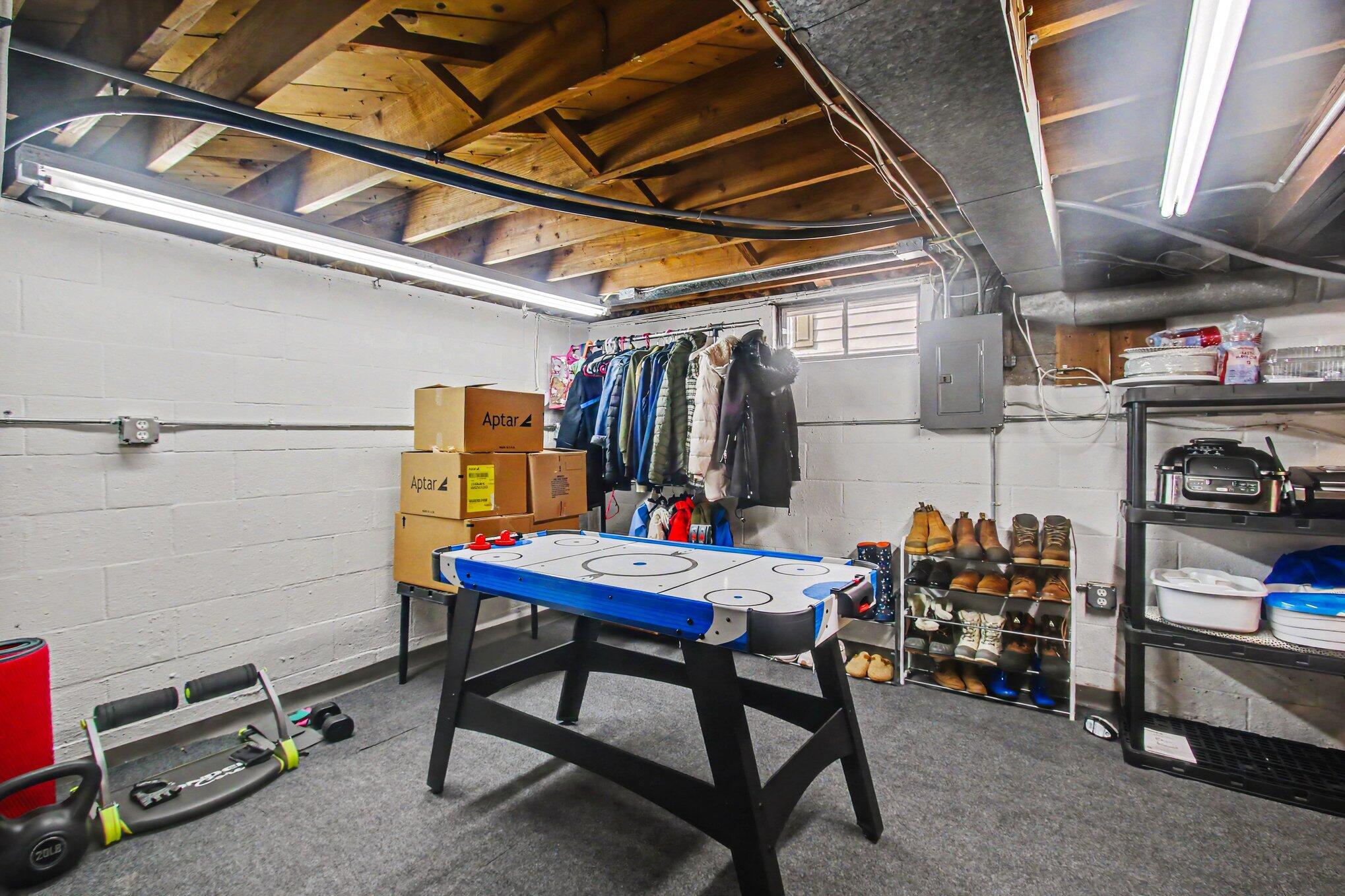 154 W 30th Street Holland MI 49423
