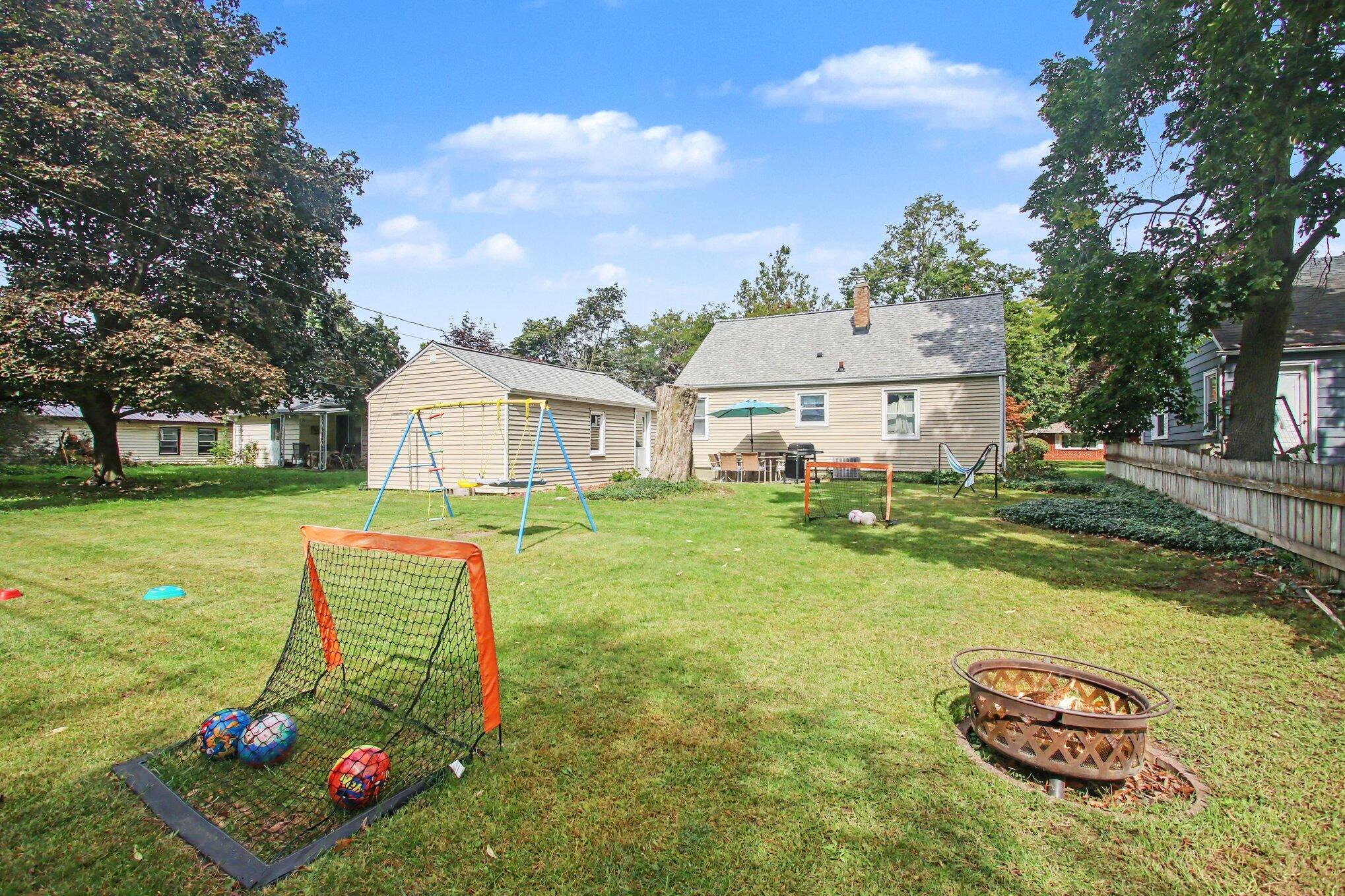 154 W 30th Street Holland MI 49423