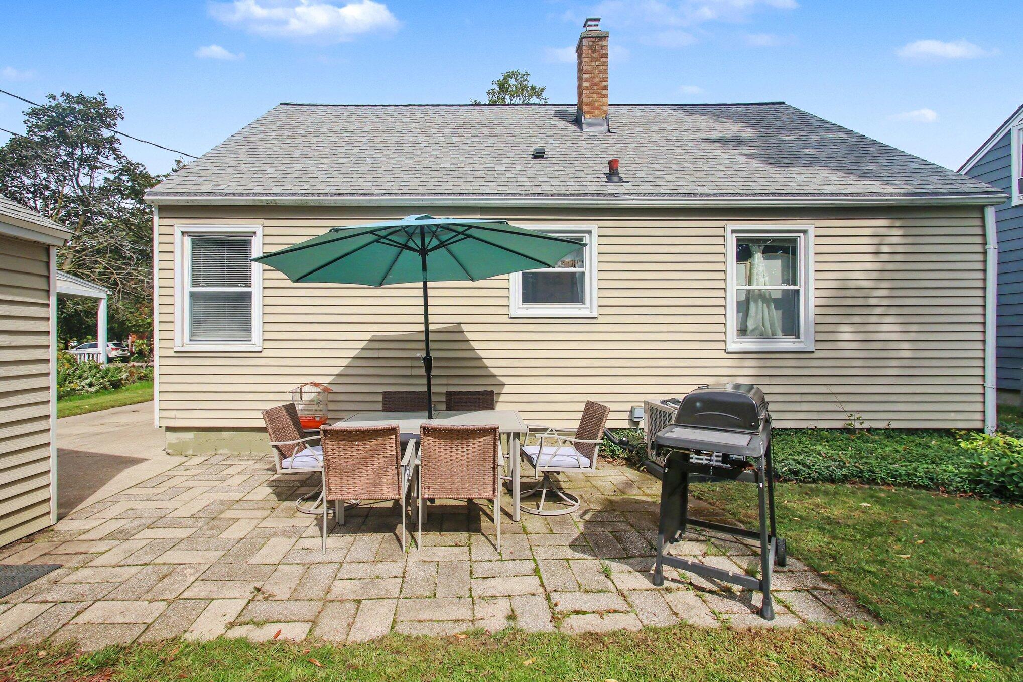 154 W 30th Street Holland MI 49423