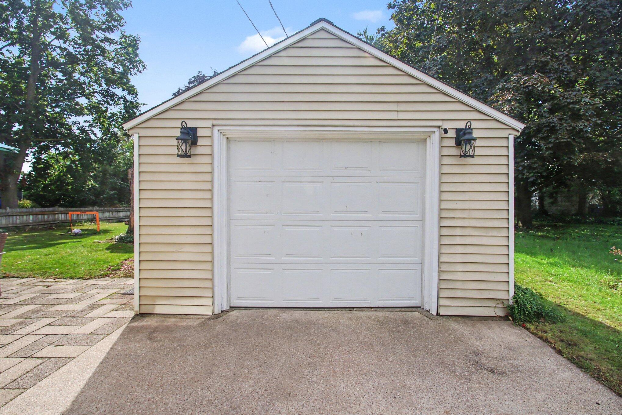 154 W 30th Street Holland MI 49423