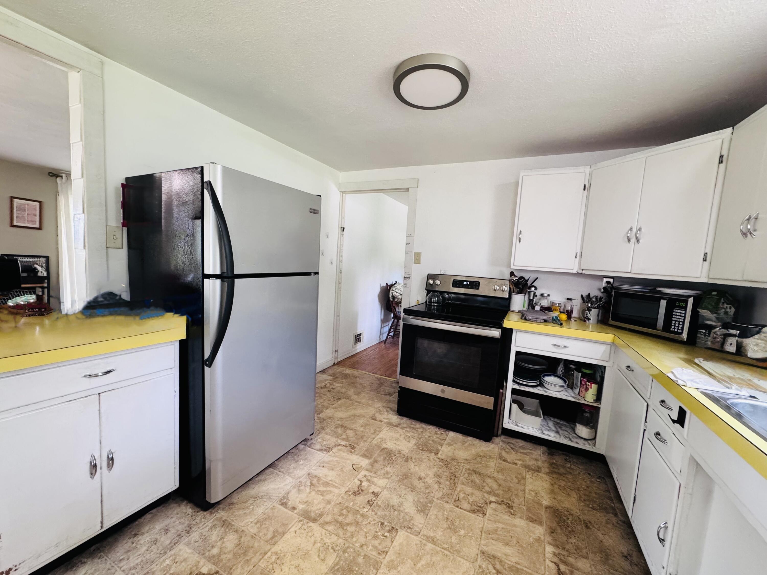 1568 Barron Lake Road Niles MI 49120