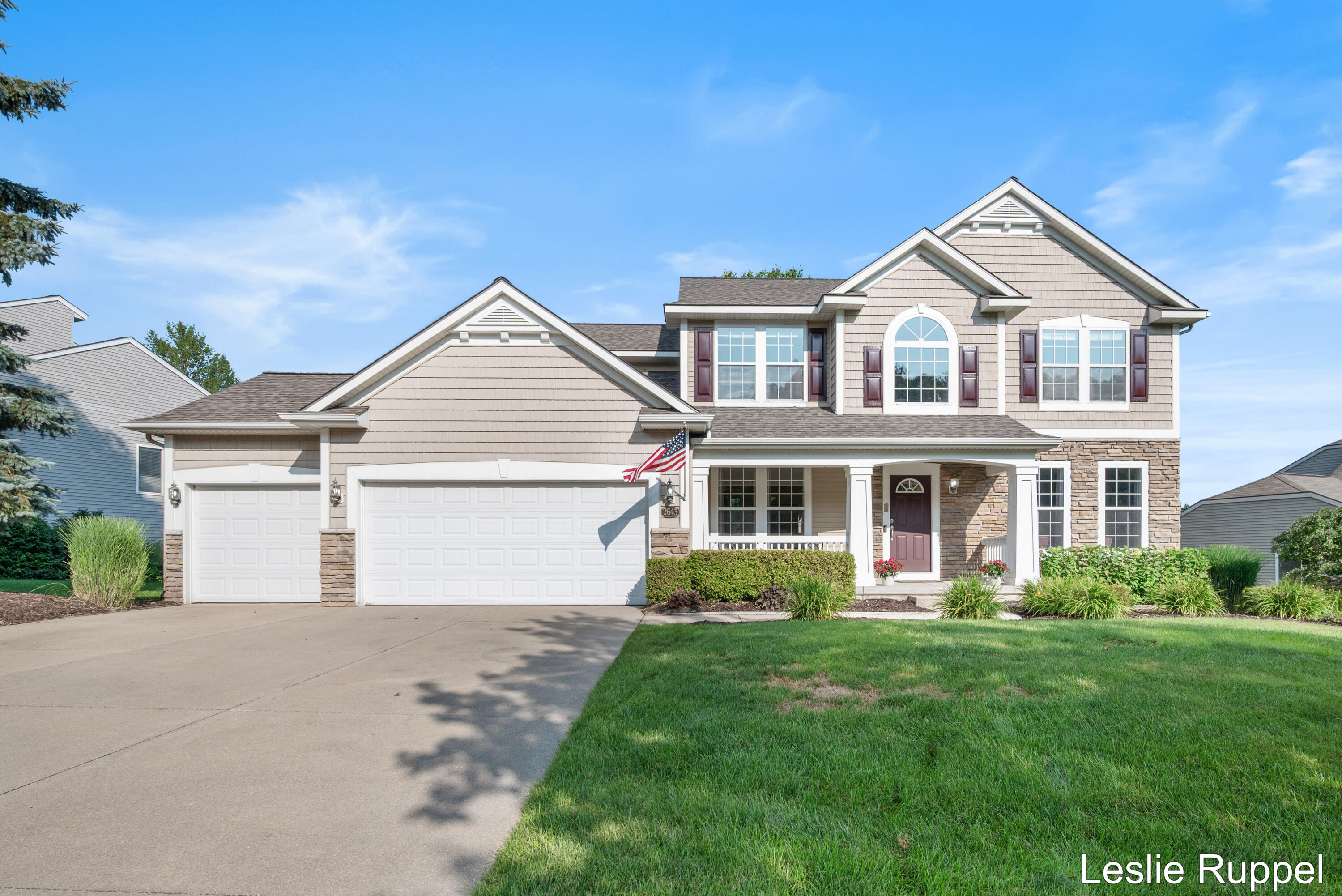 2643 Arbor Chase Drive NE Grand Rapids MI 49525