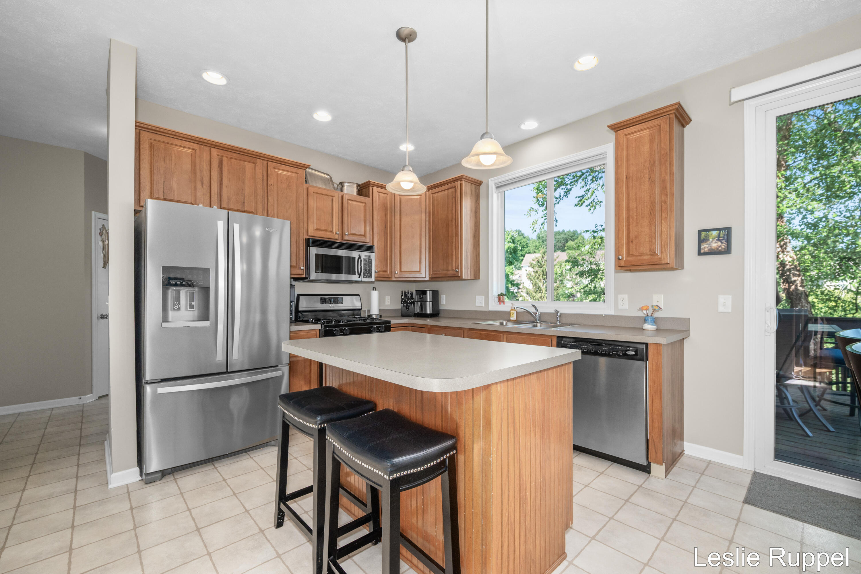 2643 Arbor Chase Drive NE Grand Rapids MI 49525