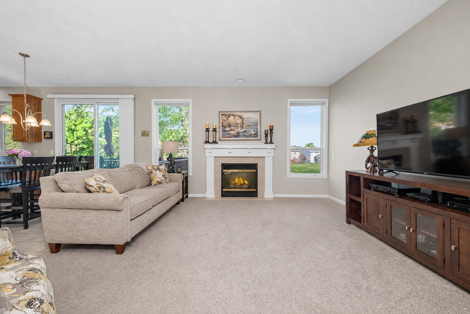 2643 Arbor Chase Drive NE Grand Rapids MI 49525