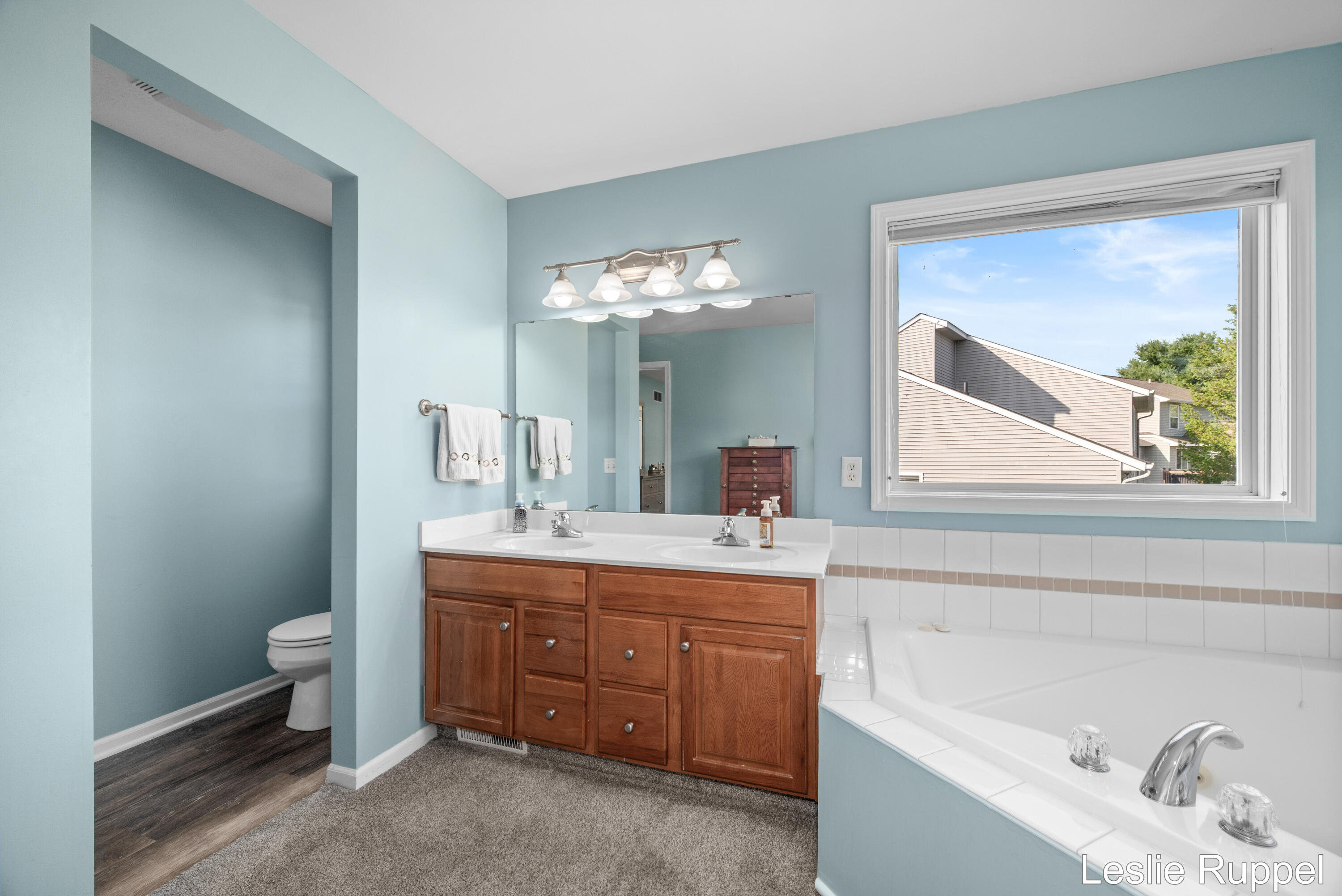 2643 Arbor Chase Drive NE Grand Rapids MI 49525