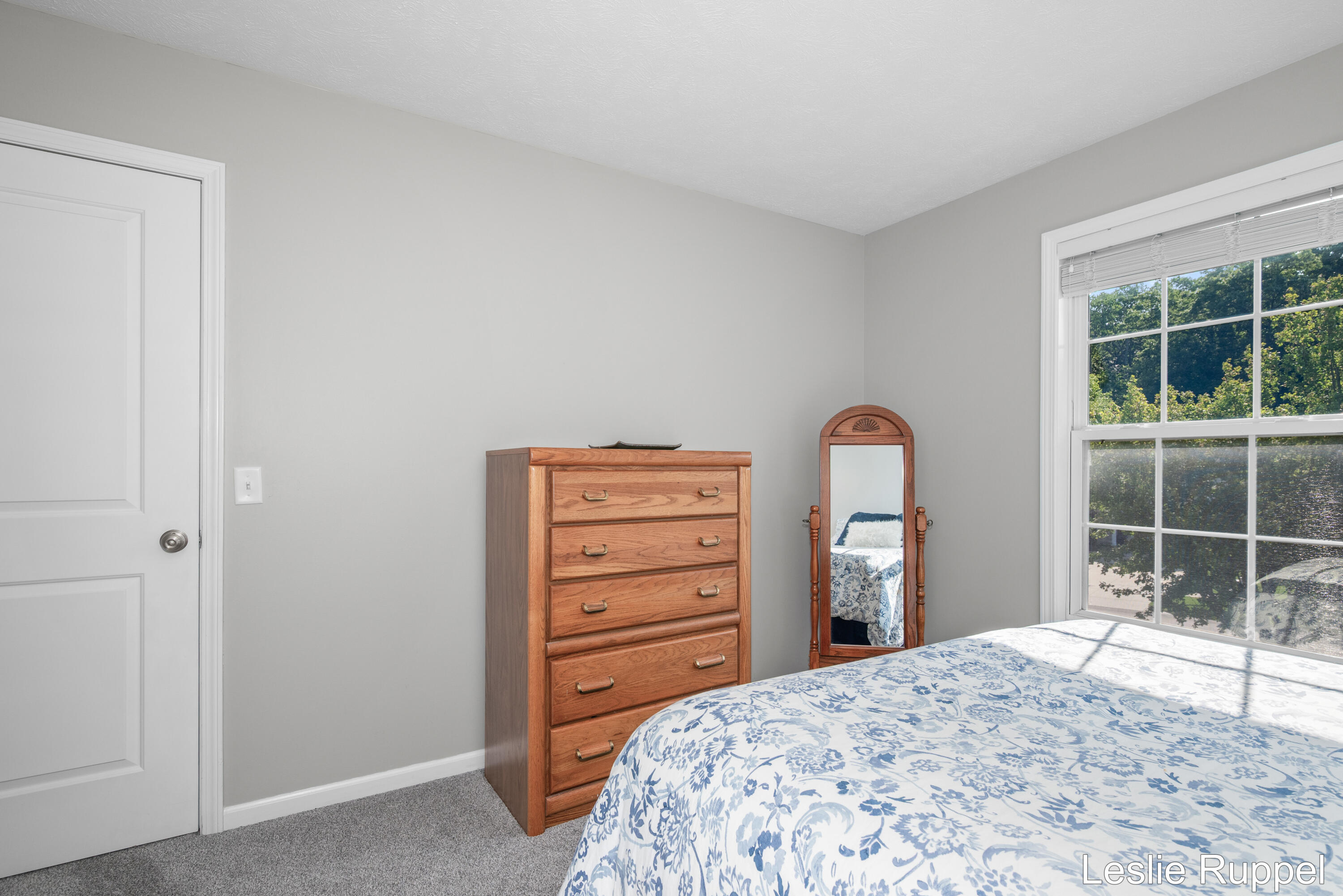 2643 Arbor Chase Drive NE Grand Rapids MI 49525