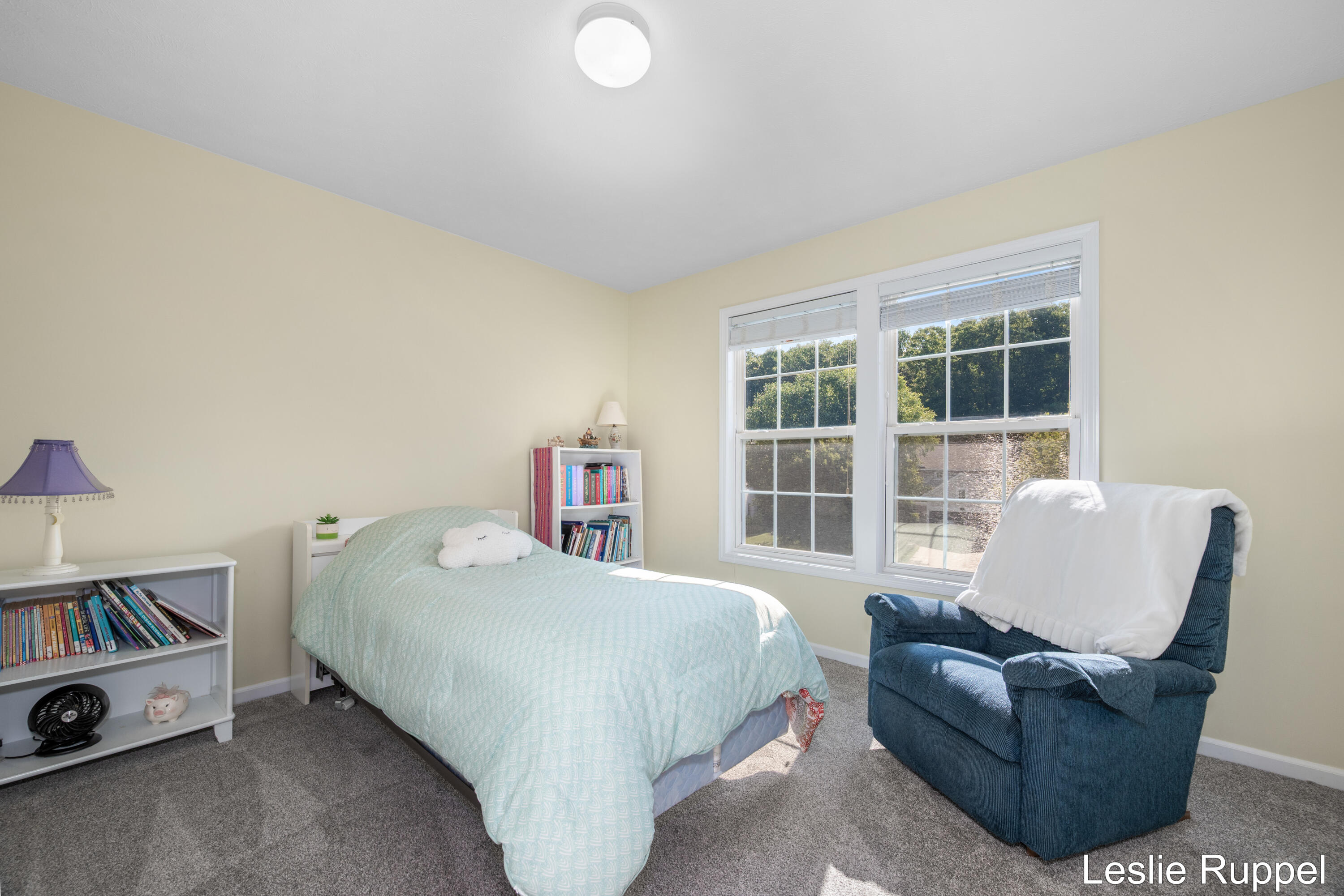 2643 Arbor Chase Drive NE Grand Rapids MI 49525