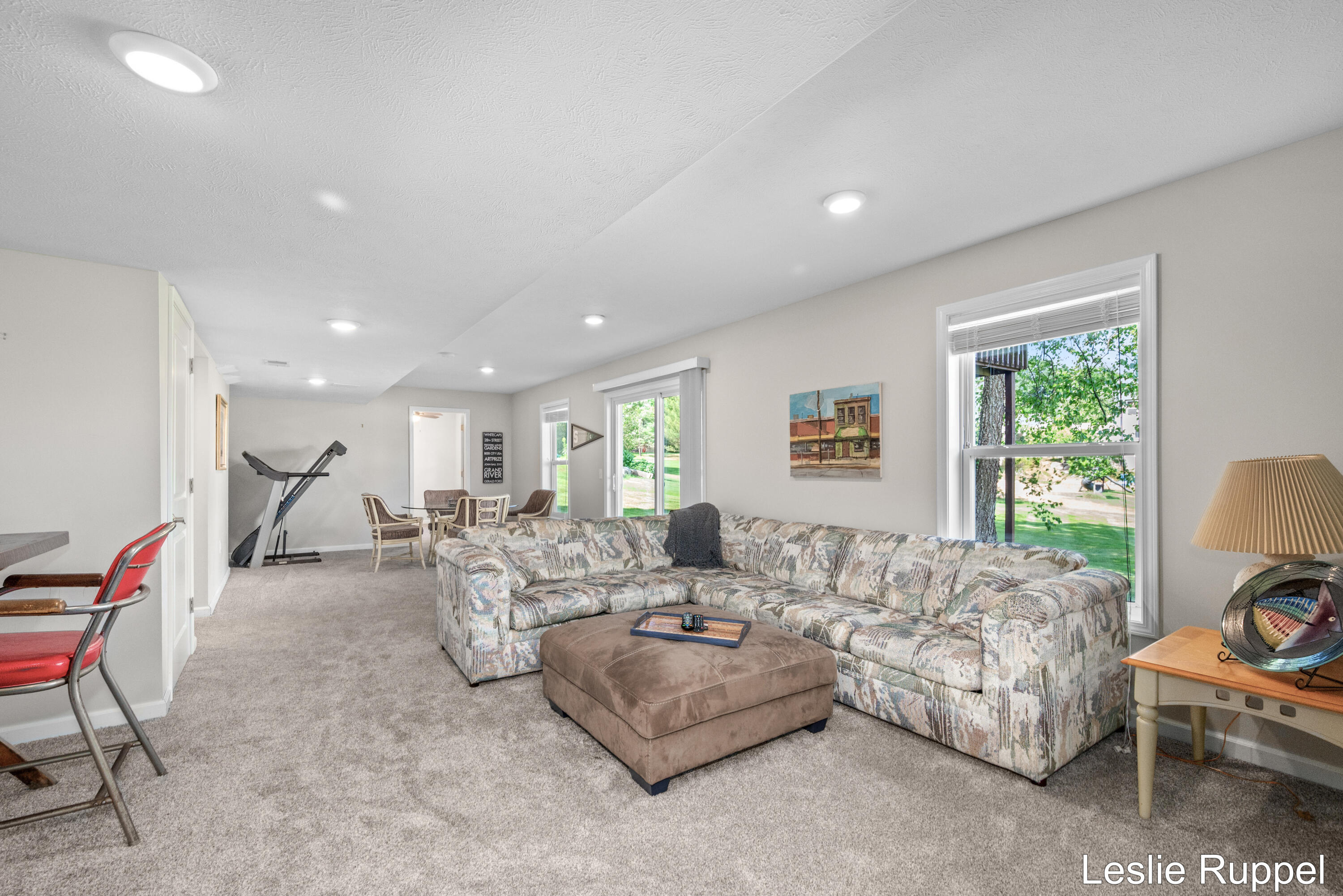 2643 Arbor Chase Drive NE Grand Rapids MI 49525