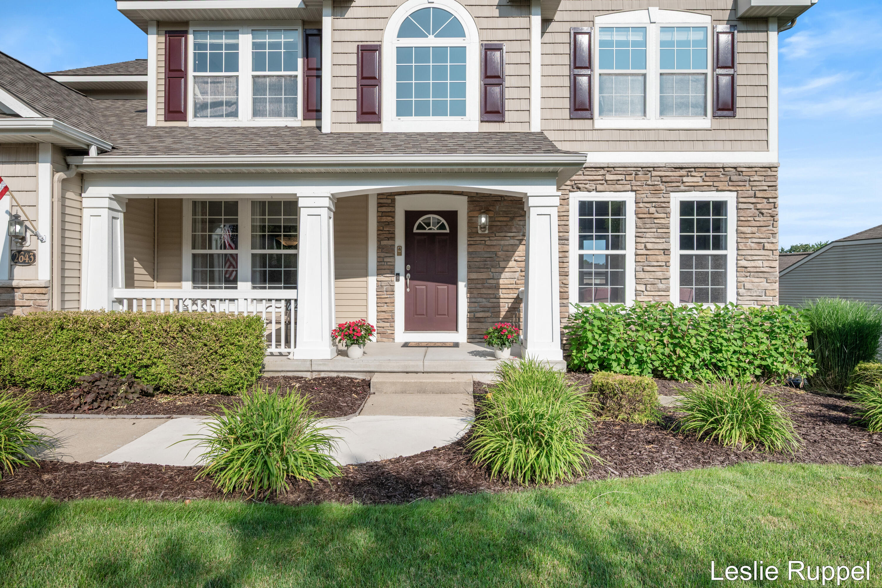 2643 Arbor Chase Drive NE Grand Rapids MI 49525