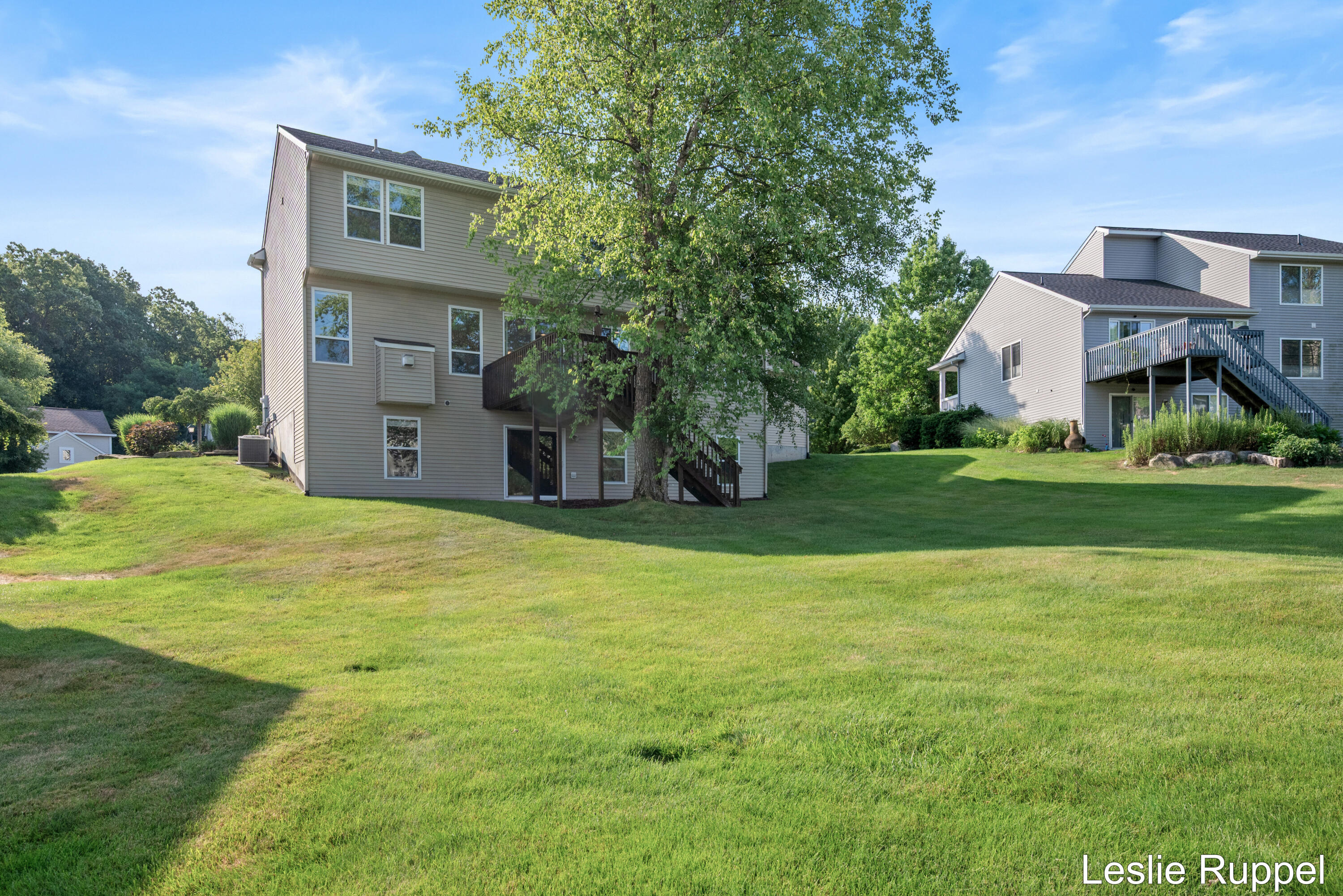 2643 Arbor Chase Drive NE Grand Rapids MI 49525