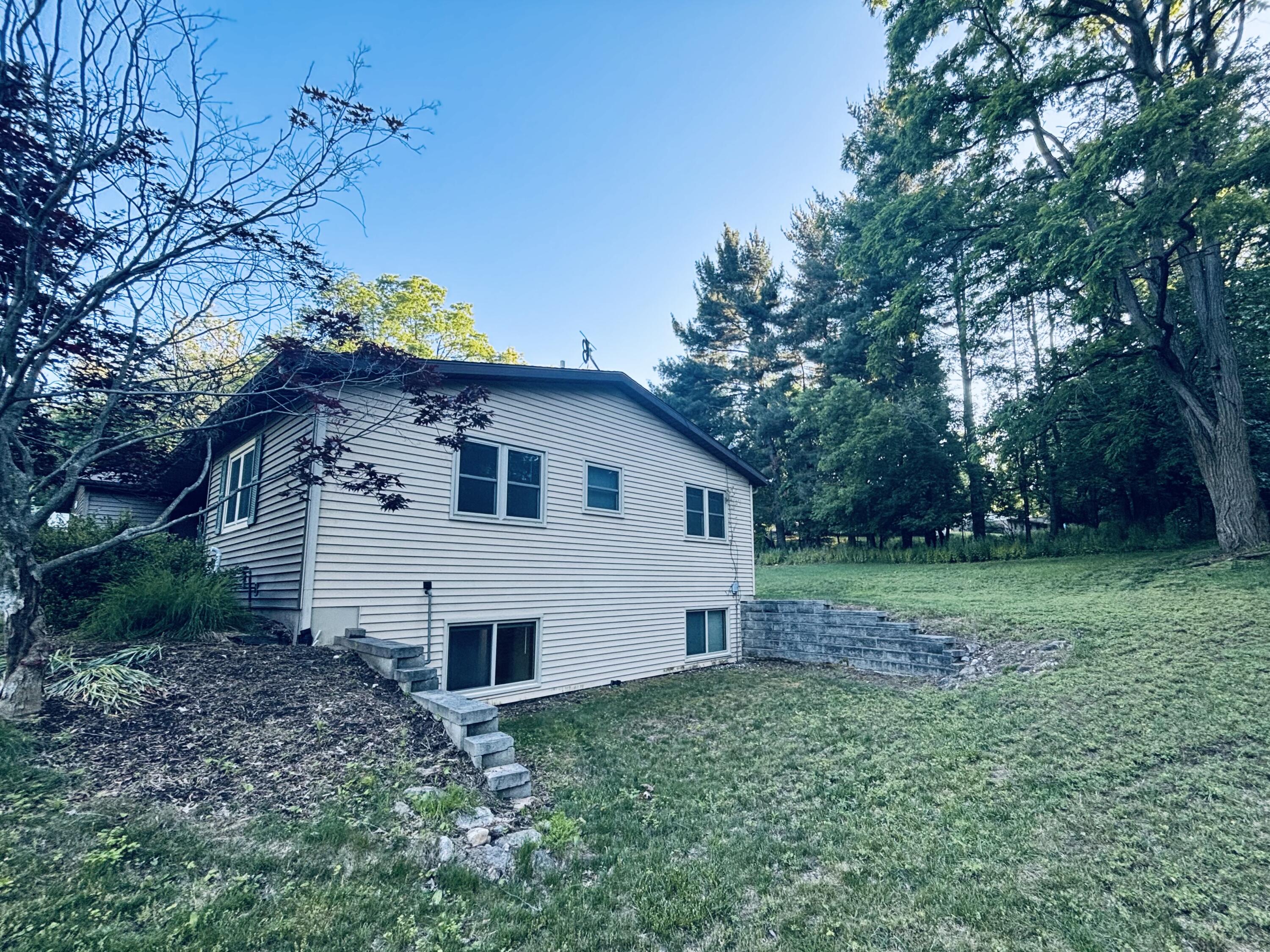 2025 Walker Avenue NW Grand Rapids MI 49504