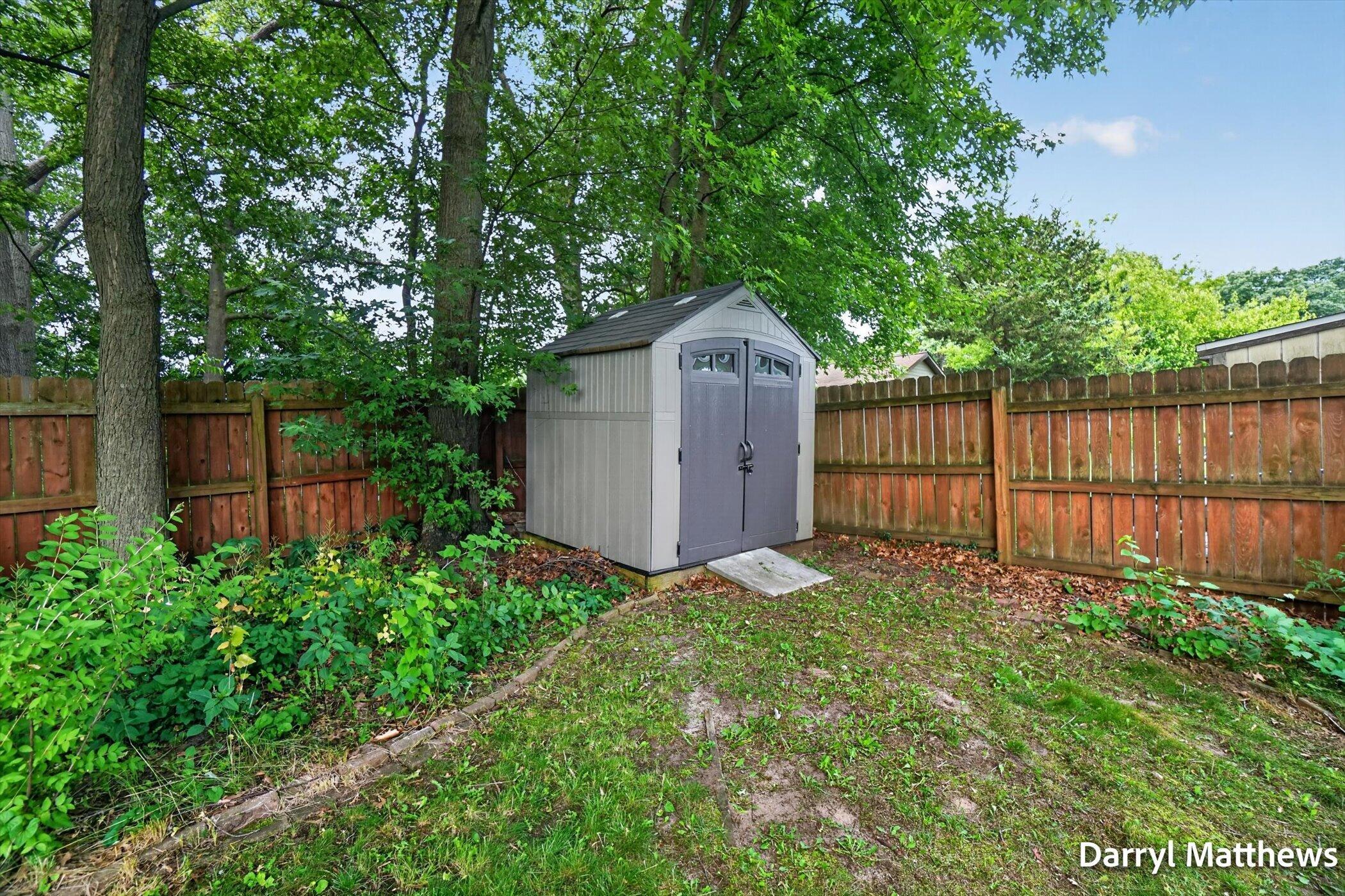 2046 Galahad Street NE Grand Rapids MI 49525
