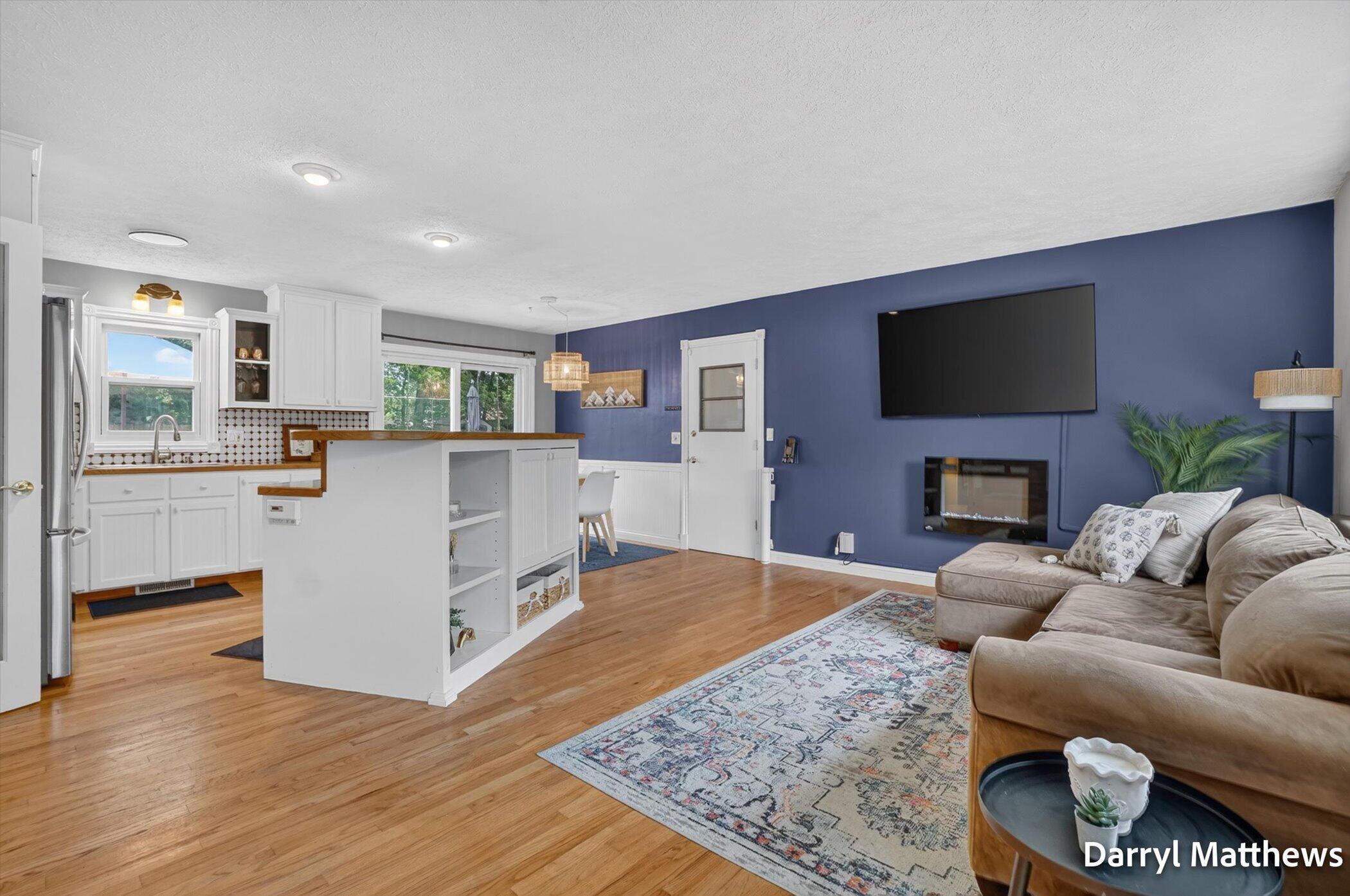 2046 Galahad Street NE Grand Rapids MI 49525