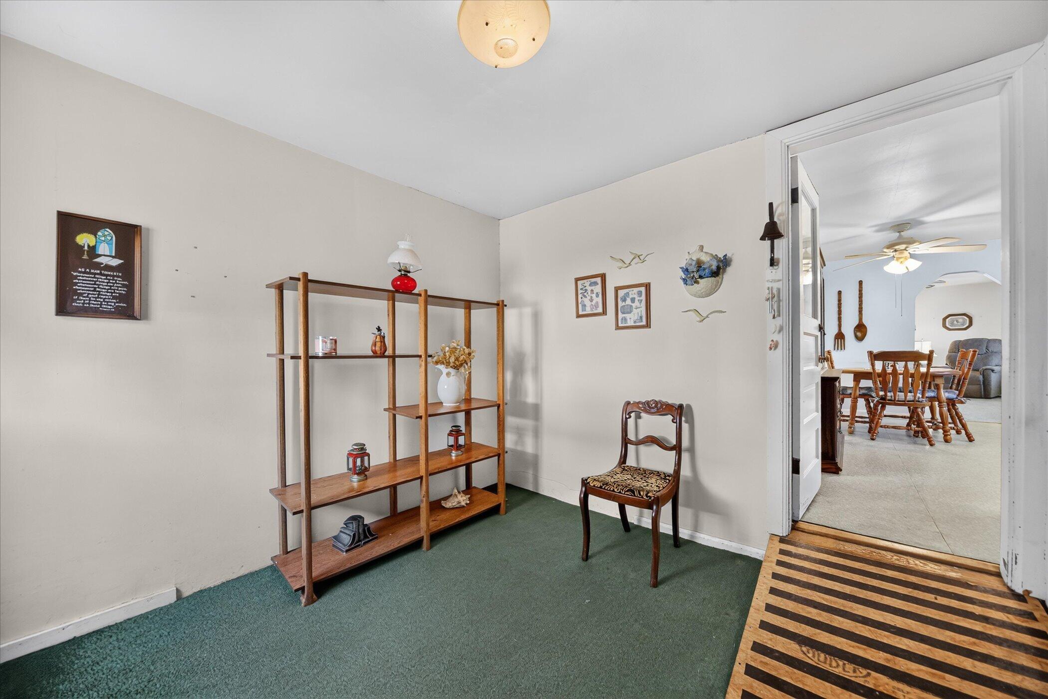 1697 Greenly Avenue Benton Harbor MI 49022
