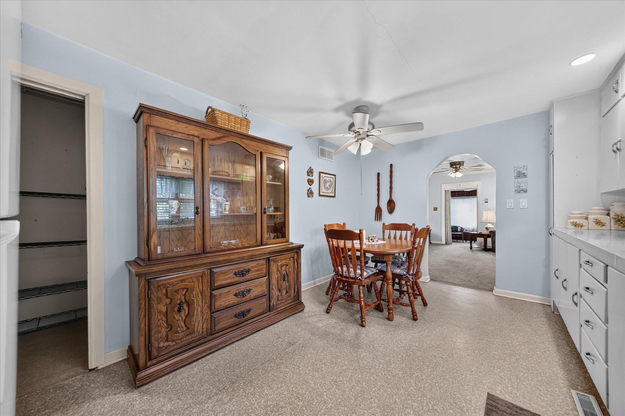 1697 Greenly Avenue Benton Harbor MI 49022