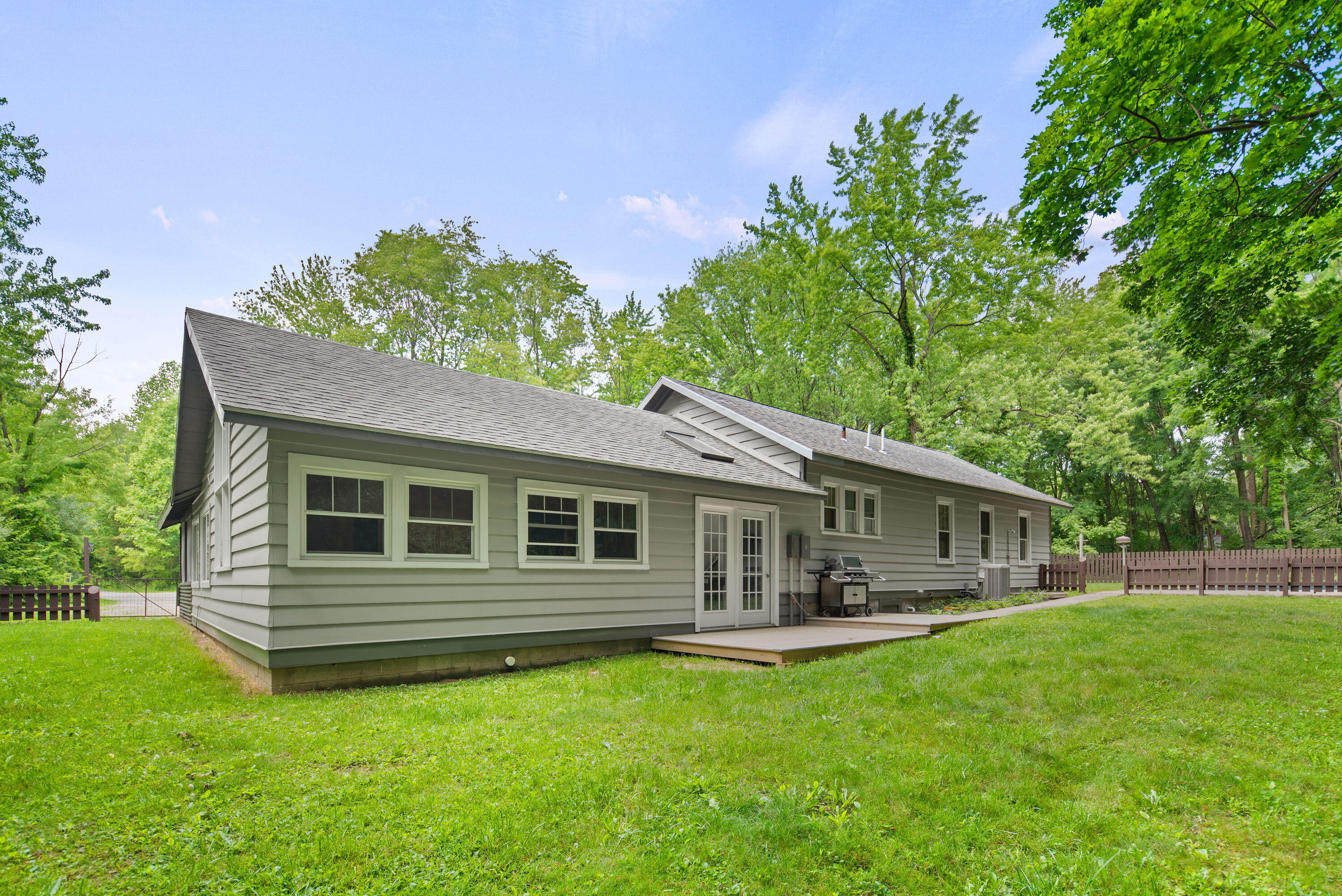 12241 Flynn Road Sawyer MI 49125