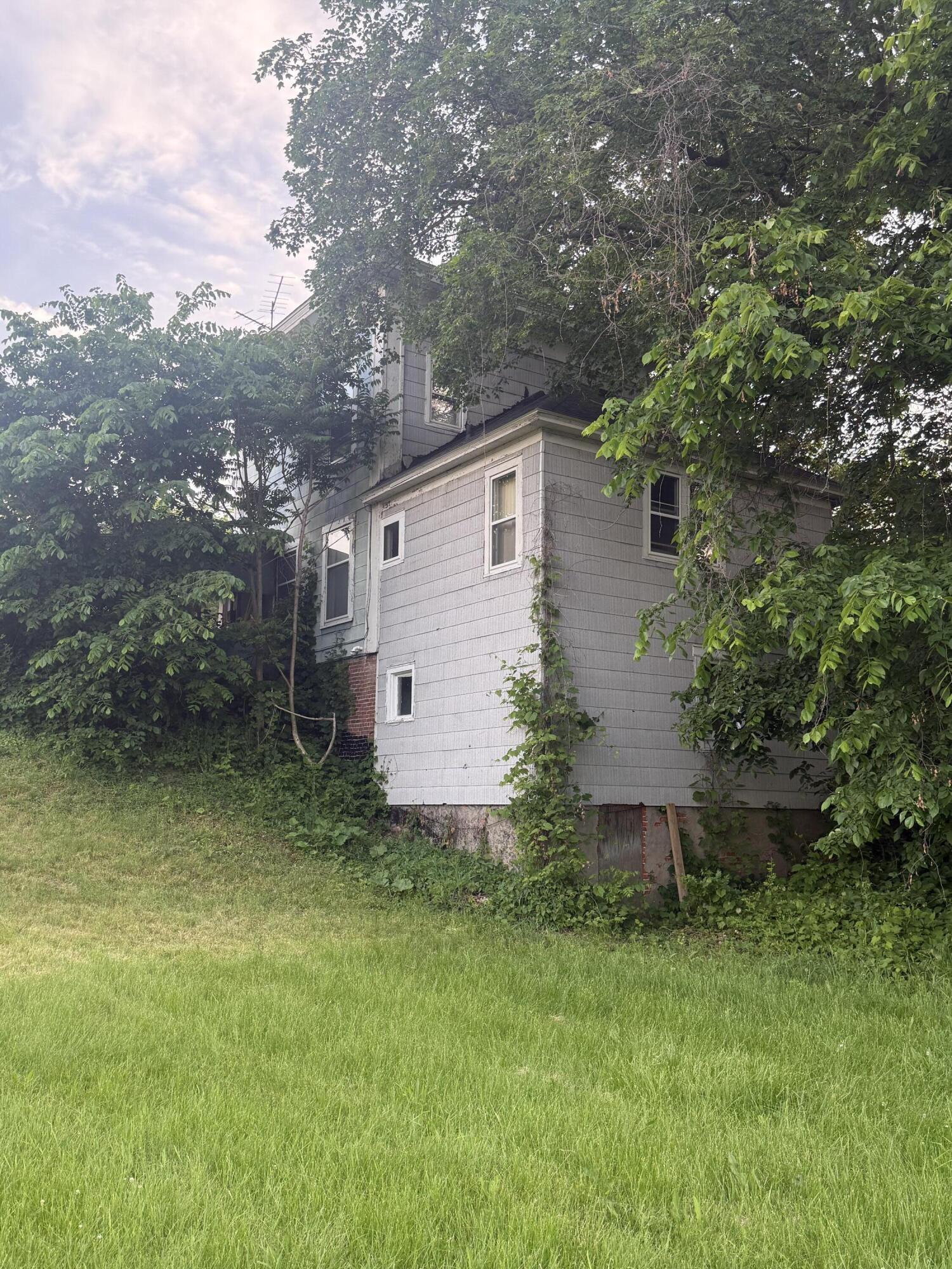 226 Monroe Street Allegan MI 49010