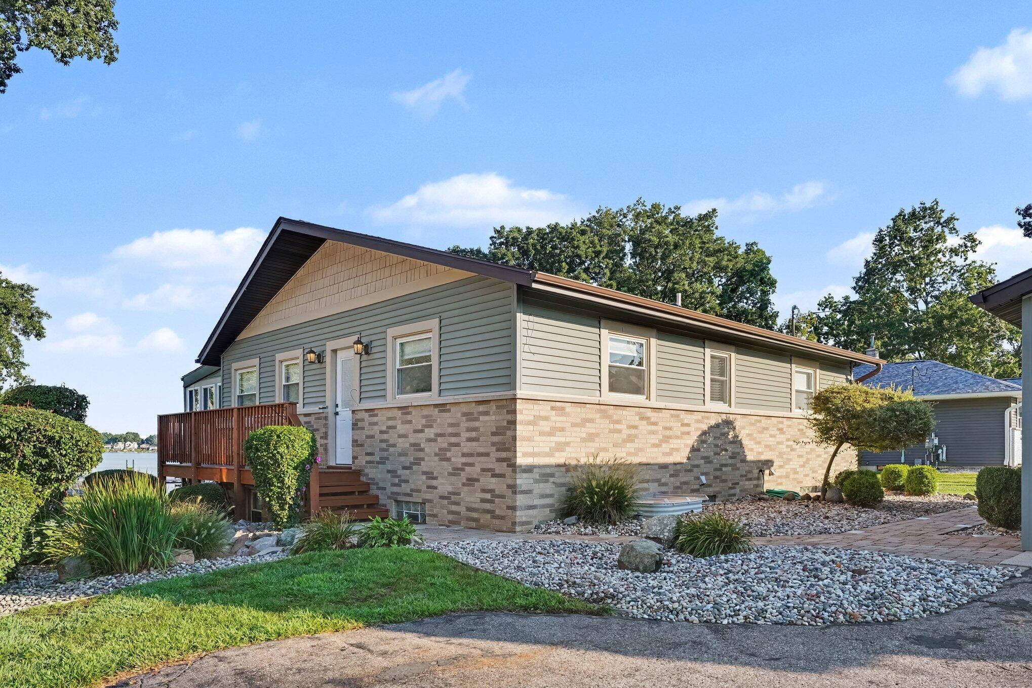 2915 Woodhams Avenue Portage MI 49002