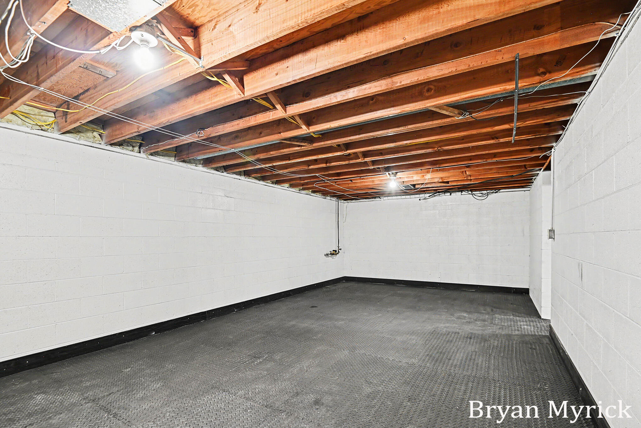 182 E 25th Street Holland MI 49423