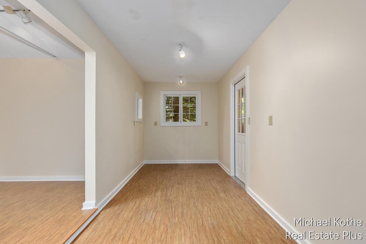 590 Hoffman Street Saugatuck MI 49453