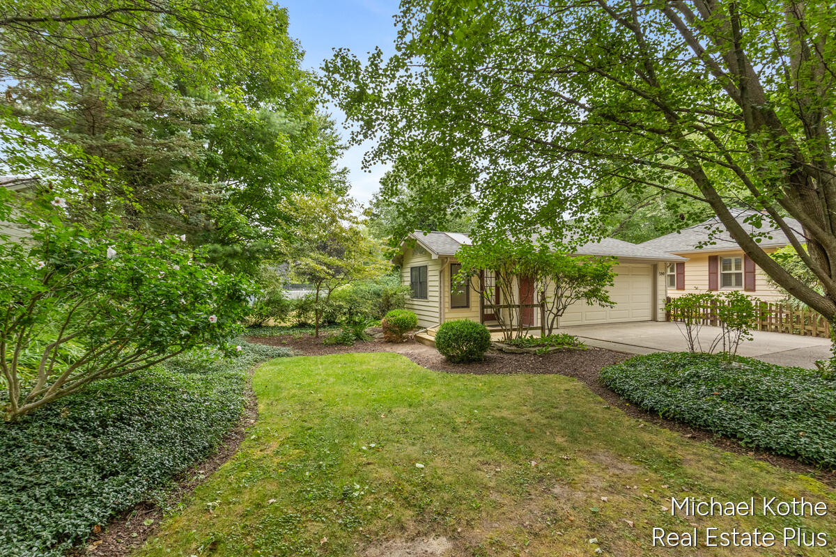 590 Hoffman Street Saugatuck MI 49453