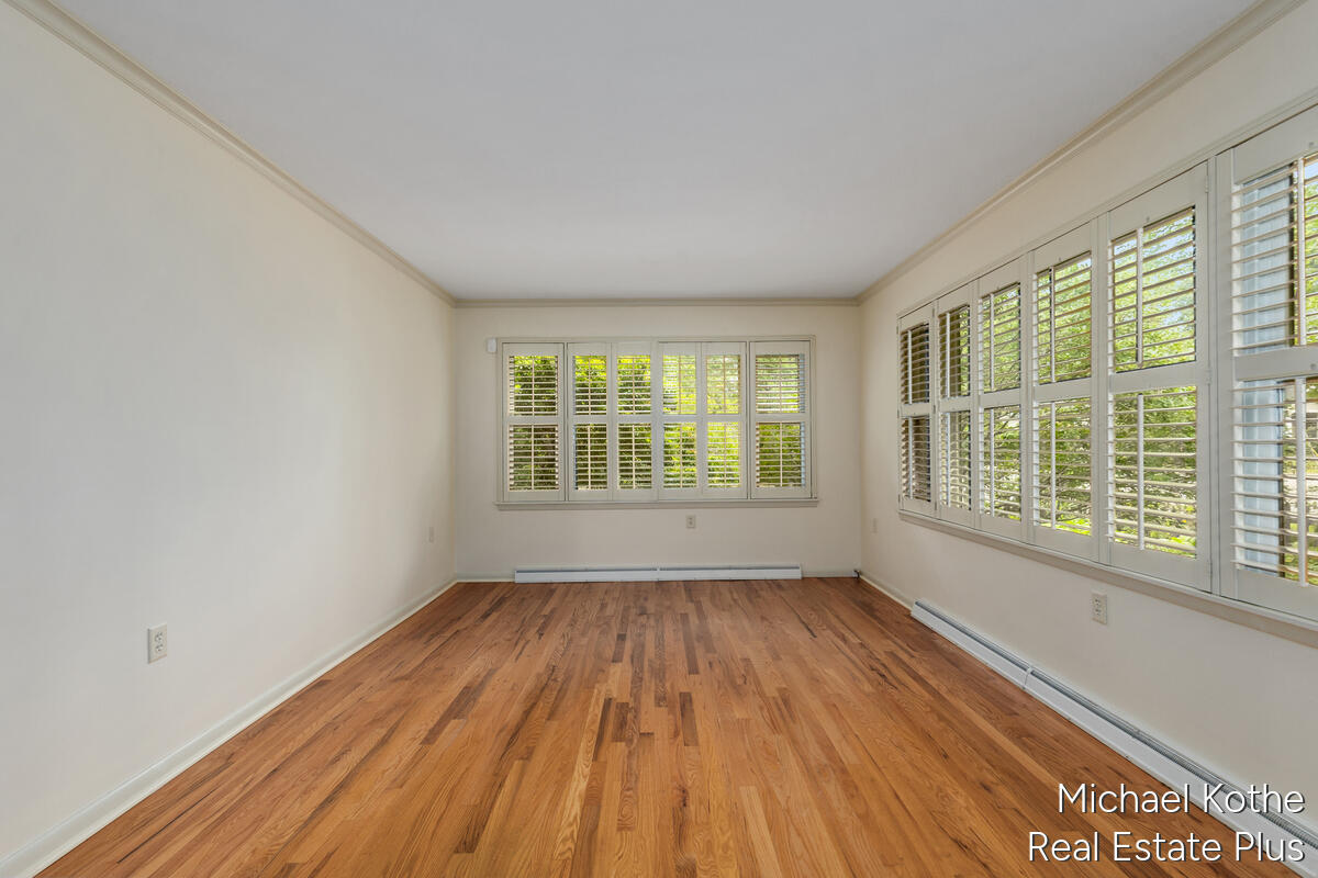 590 Hoffman Street Saugatuck MI 49453