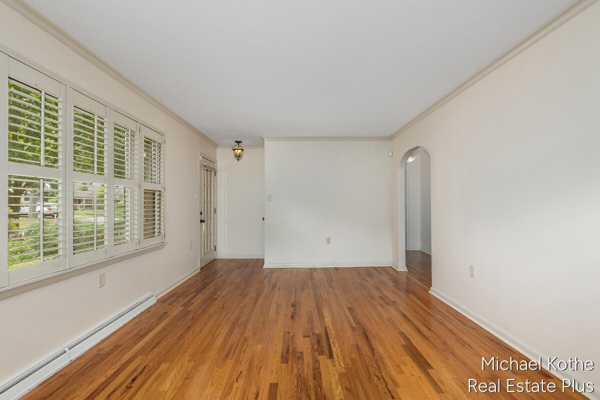 590 Hoffman Street Saugatuck MI 49453