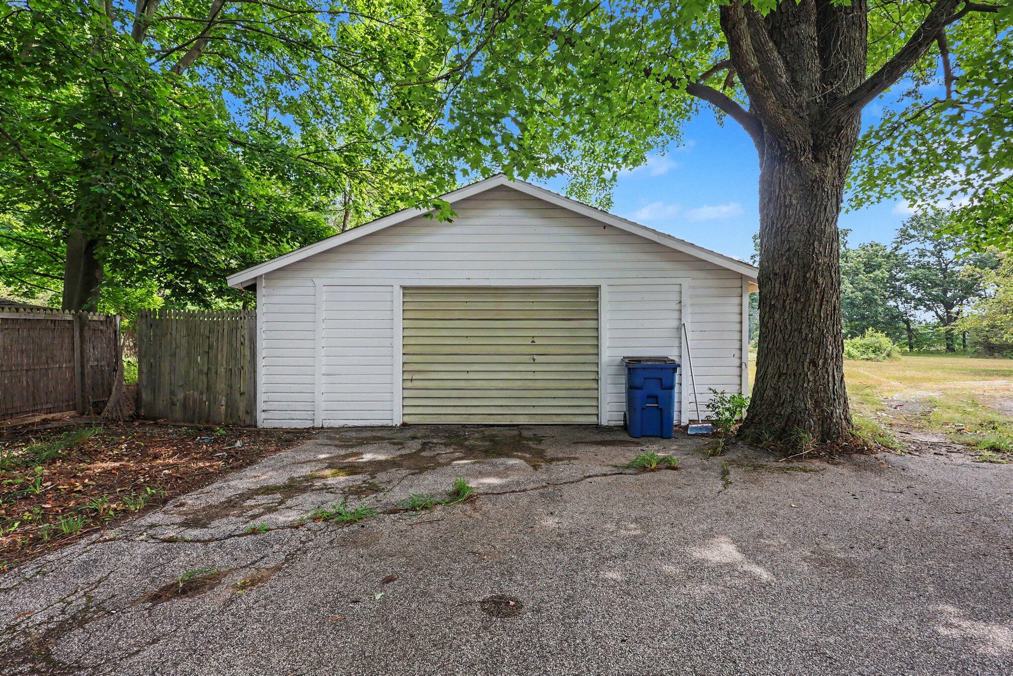 598 S Brooks Road Muskegon MI 49442