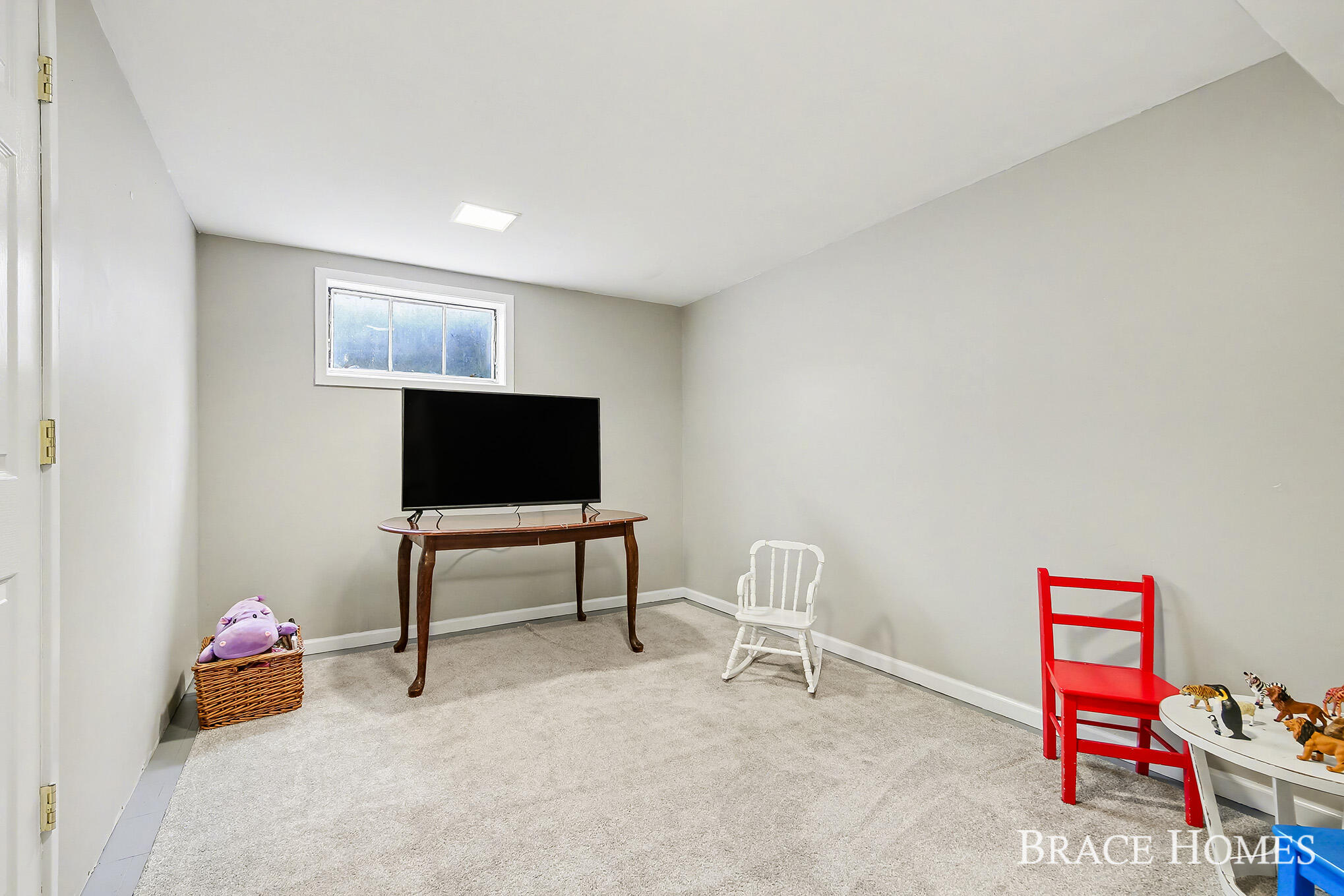 119 Bristol Avenue NW Grand Rapids MI 49504