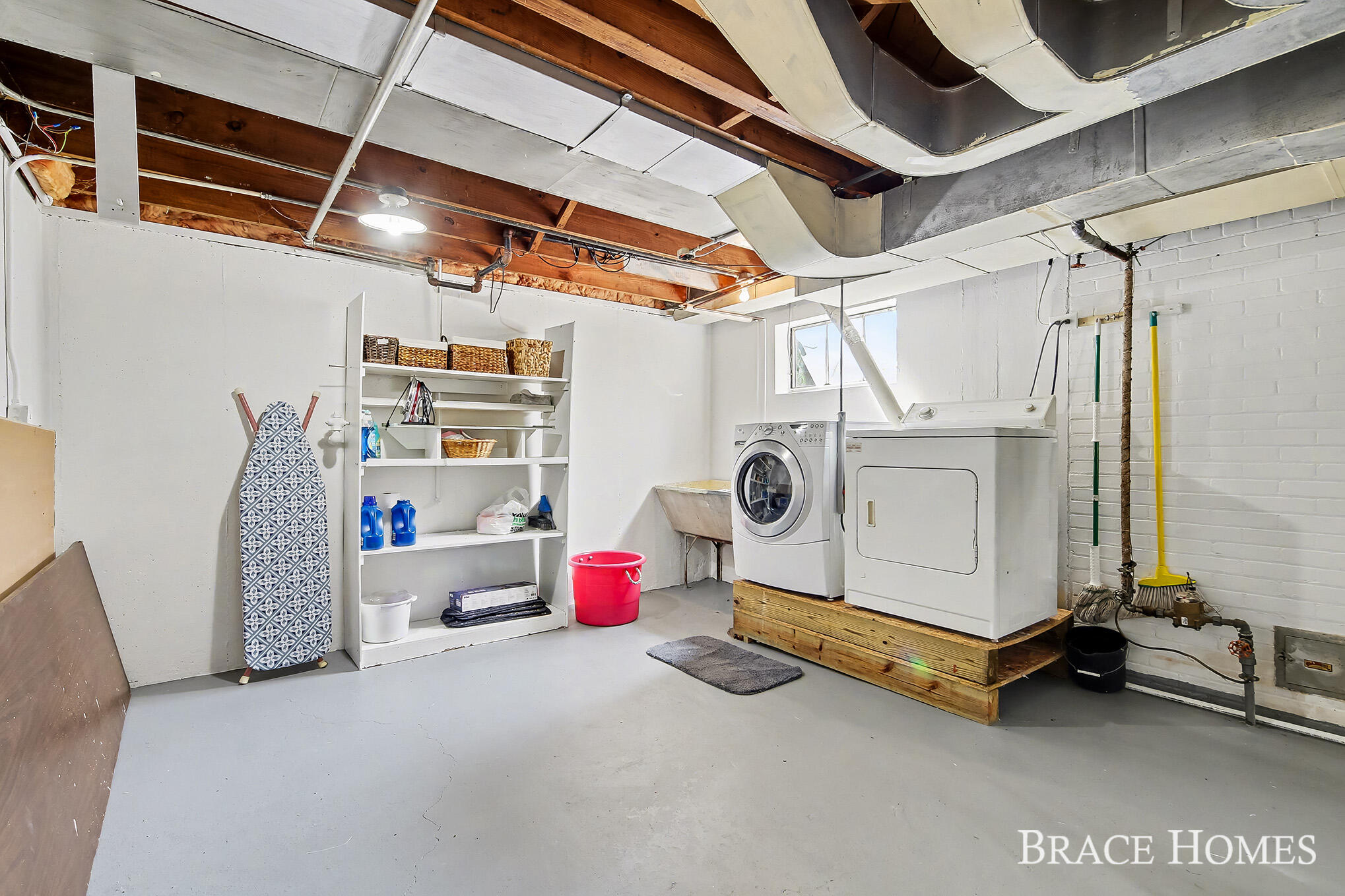 119 Bristol Avenue NW Grand Rapids MI 49504