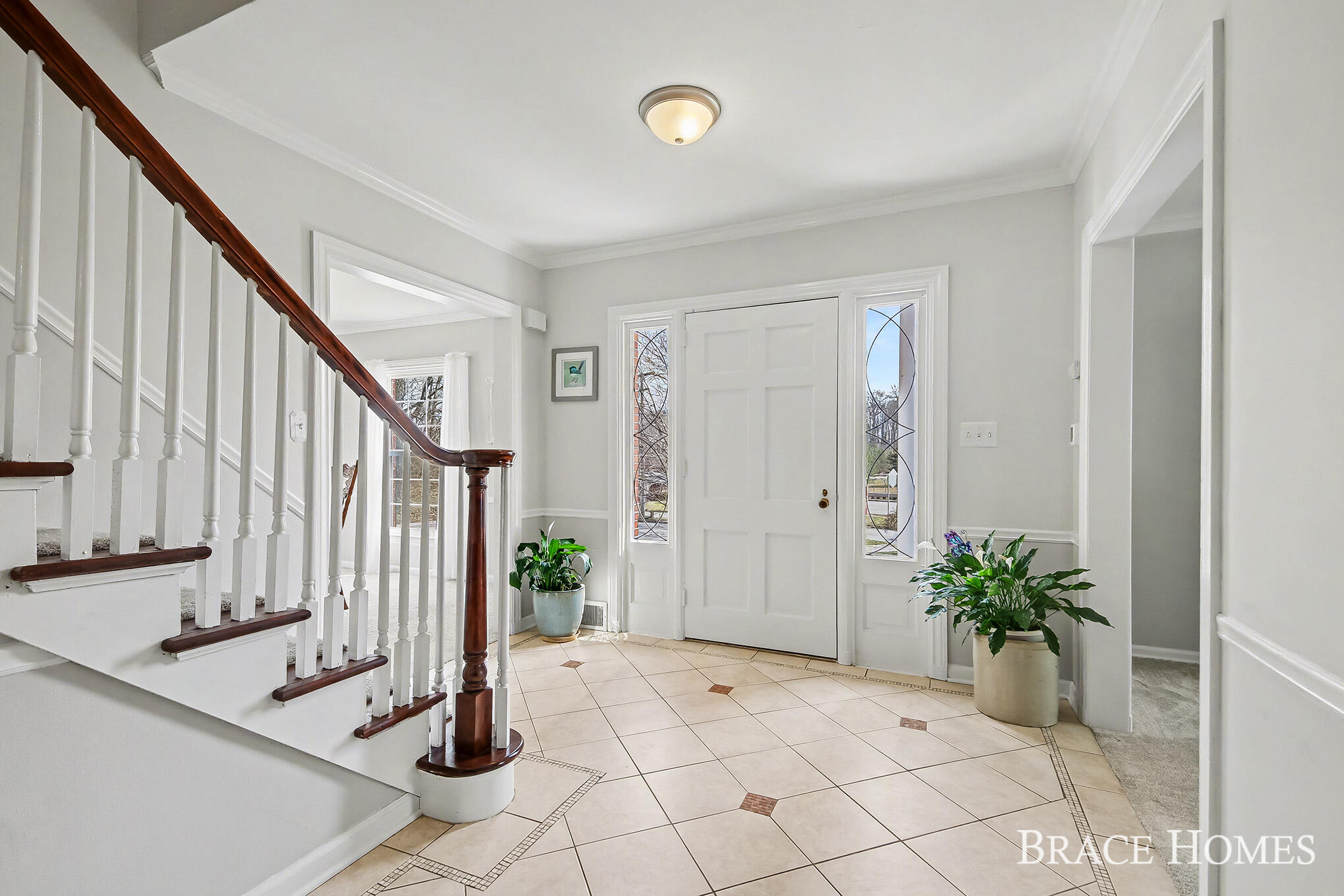 119 Bristol Avenue NW Grand Rapids MI 49504