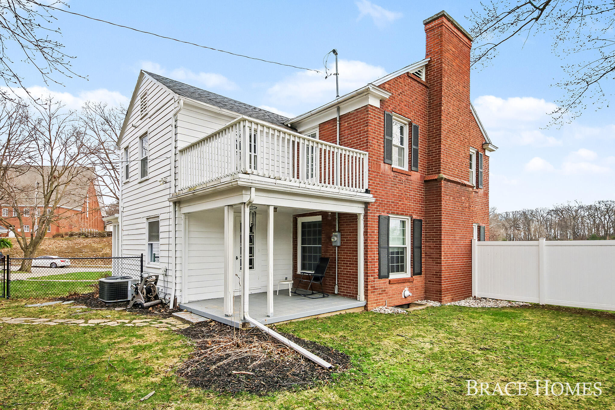119 Bristol Avenue NW Grand Rapids MI 49504