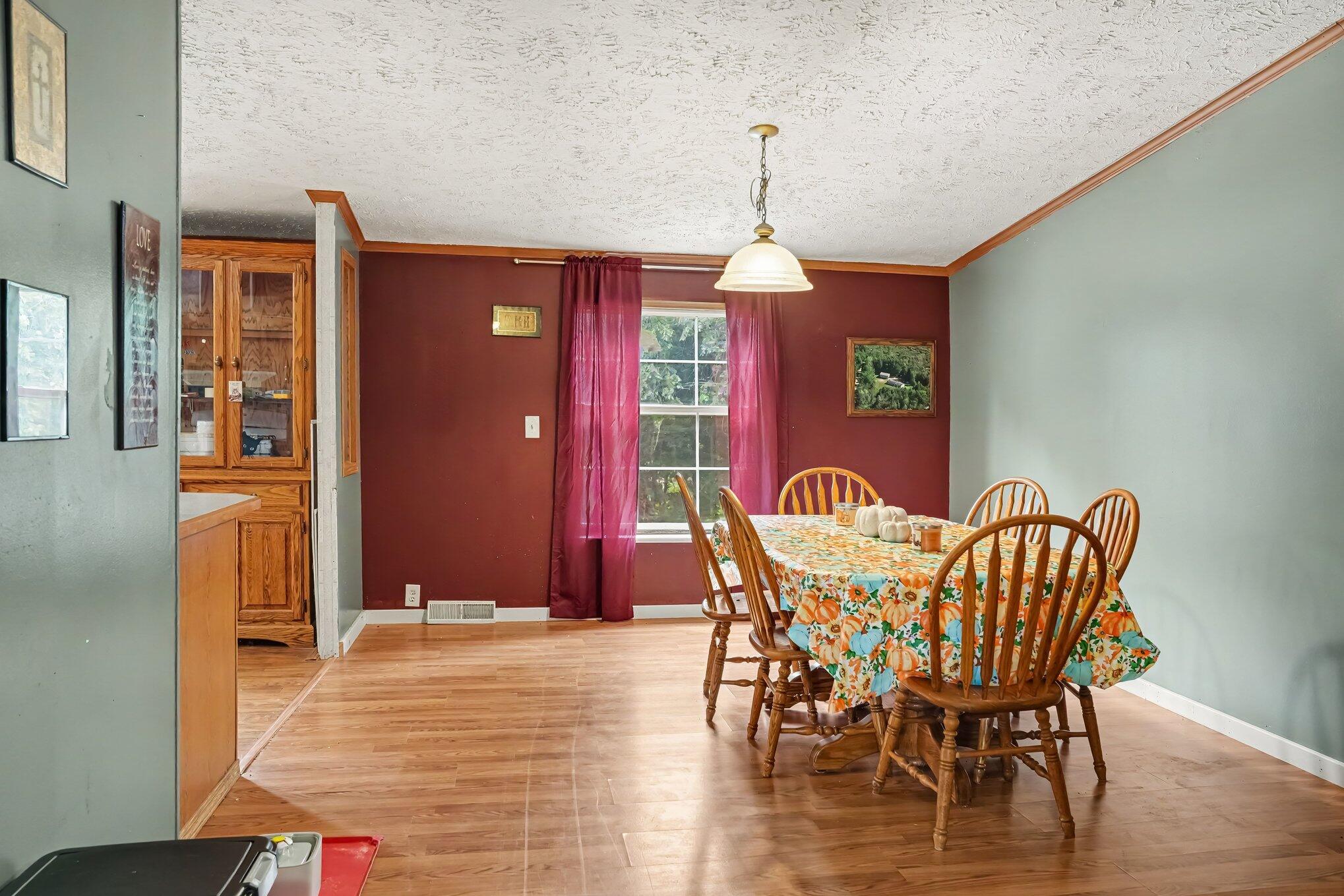 1863 Crystal Lane Allegan MI 49010