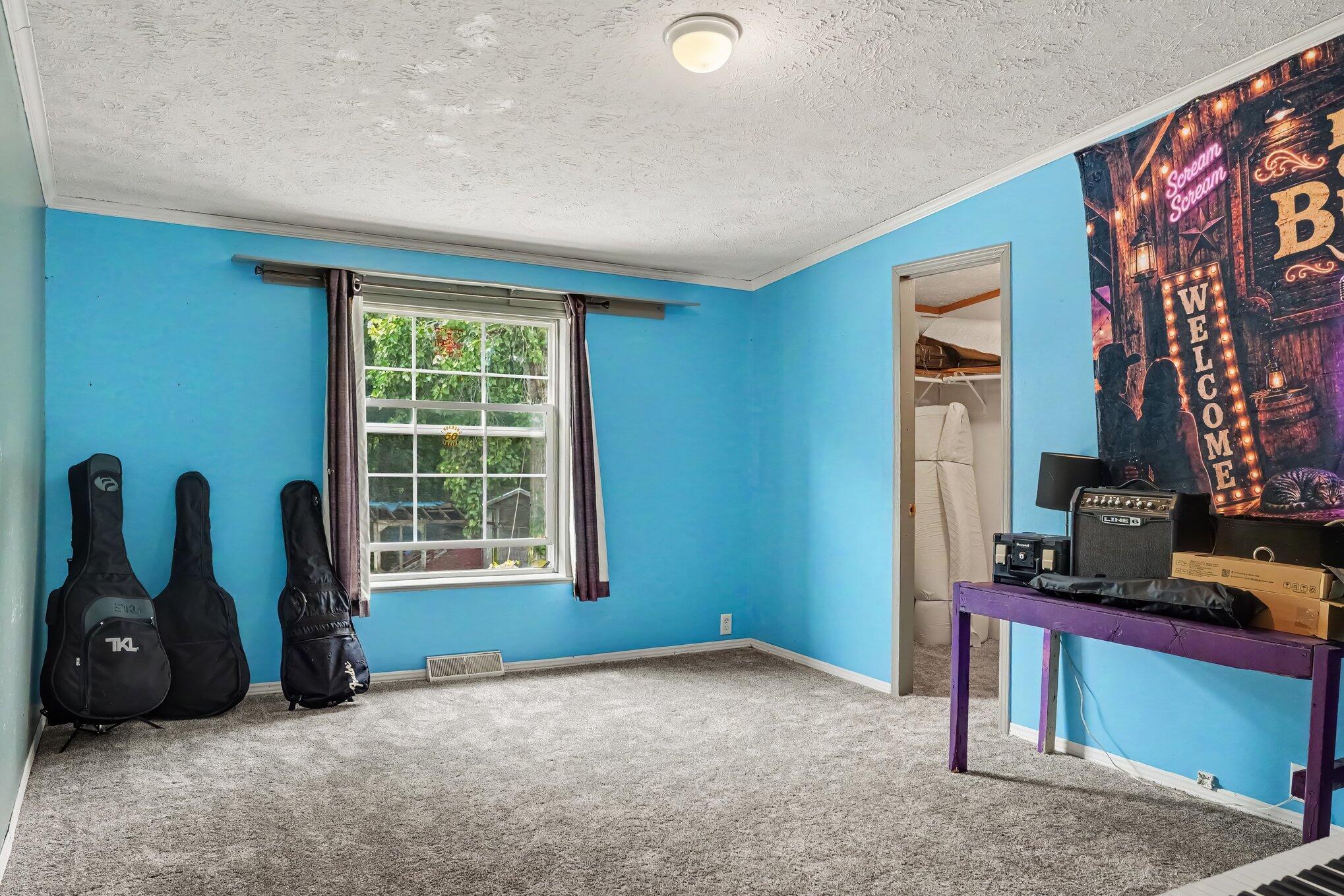 1863 Crystal Lane Allegan MI 49010