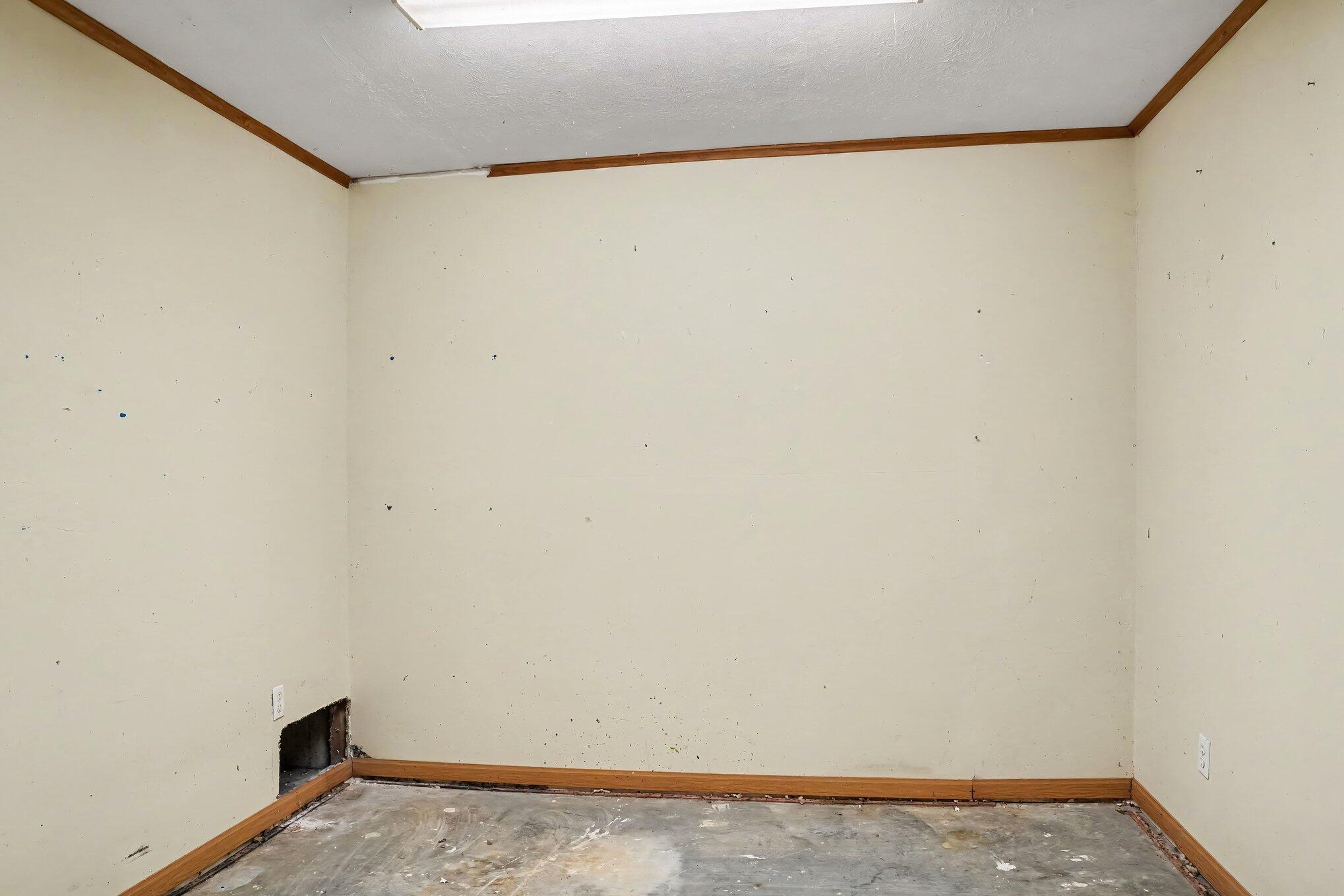 1863 Crystal Lane Allegan MI 49010