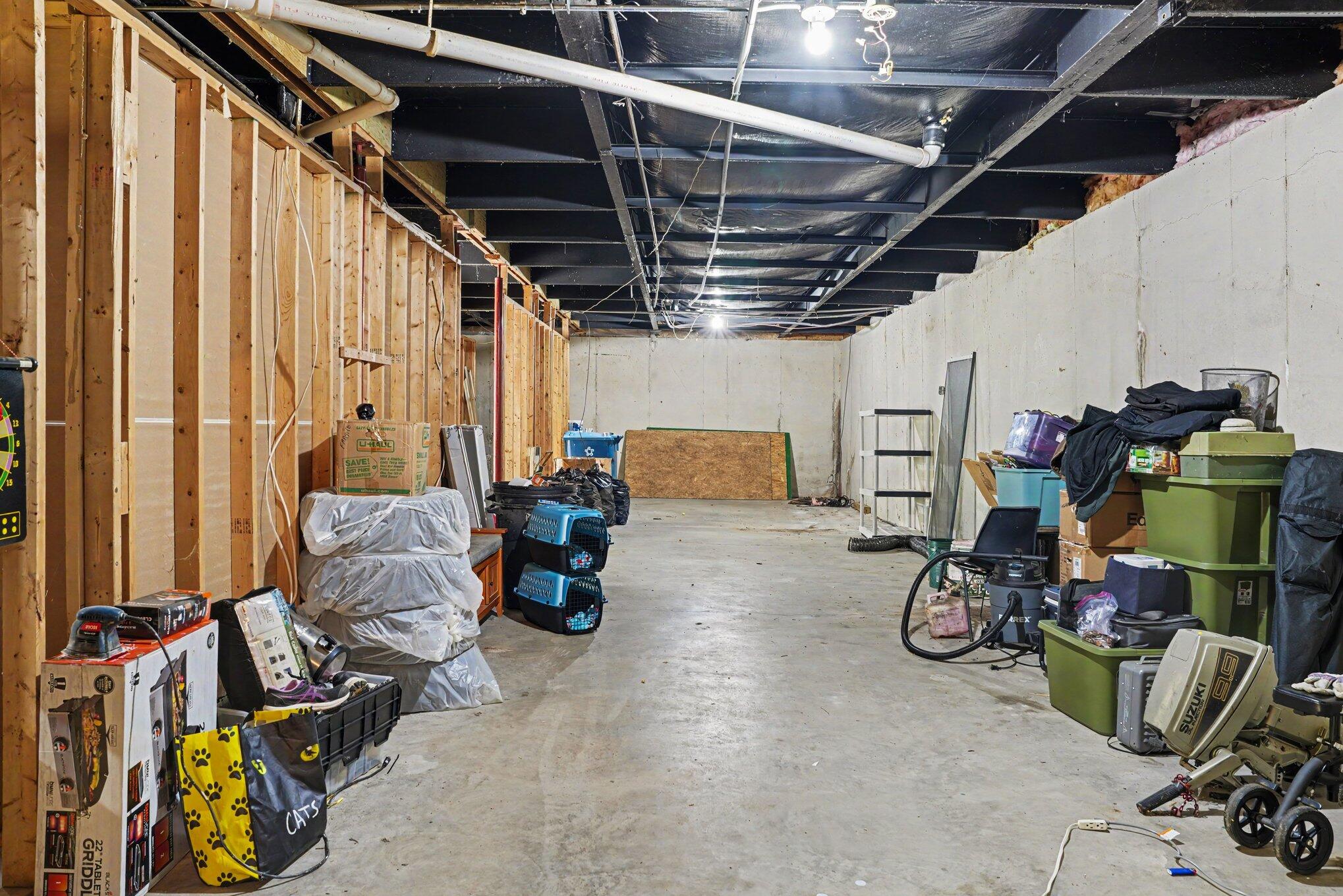 1863 Crystal Lane Allegan MI 49010