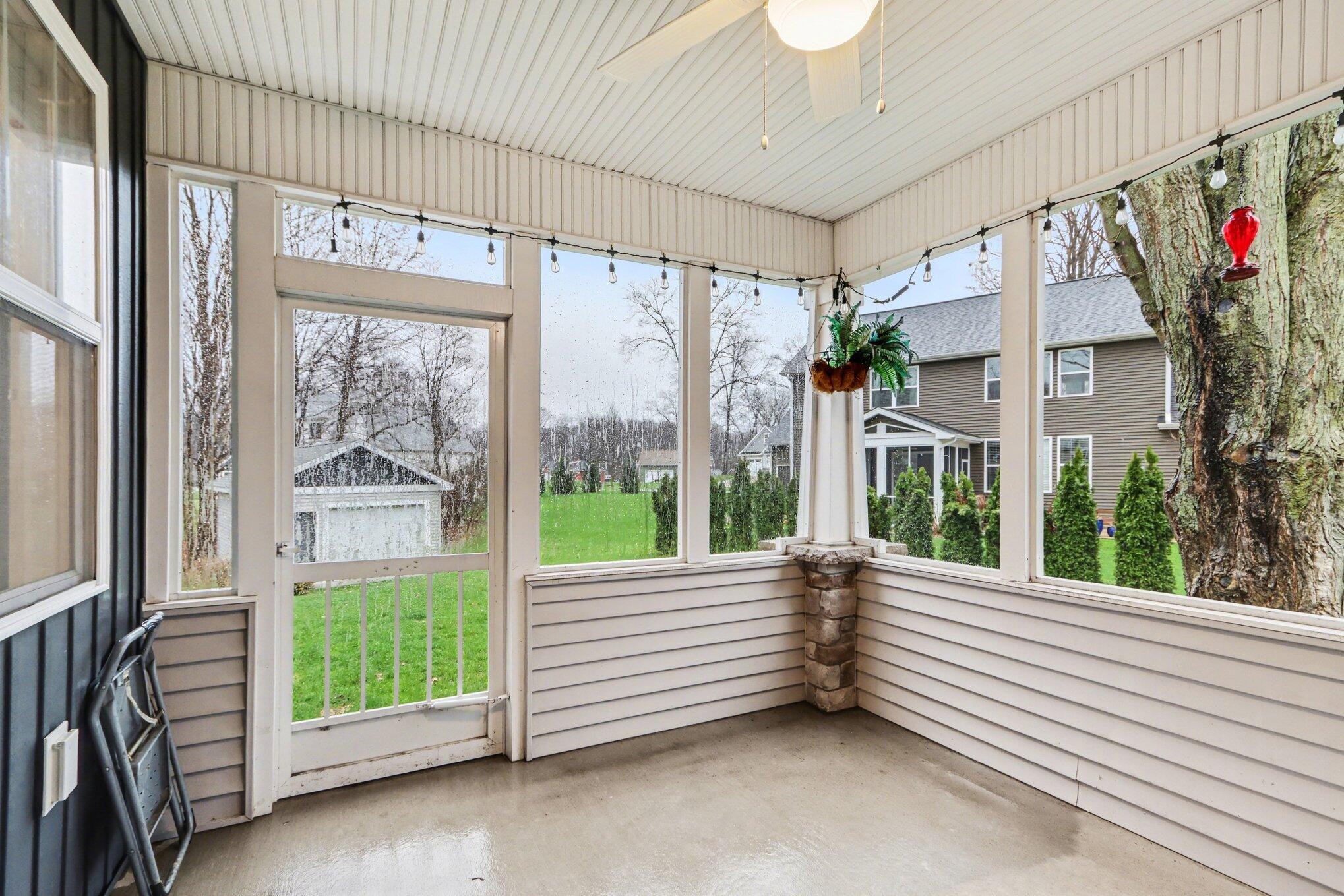 1070 Hawkins Court Kalamazoo MI 49009