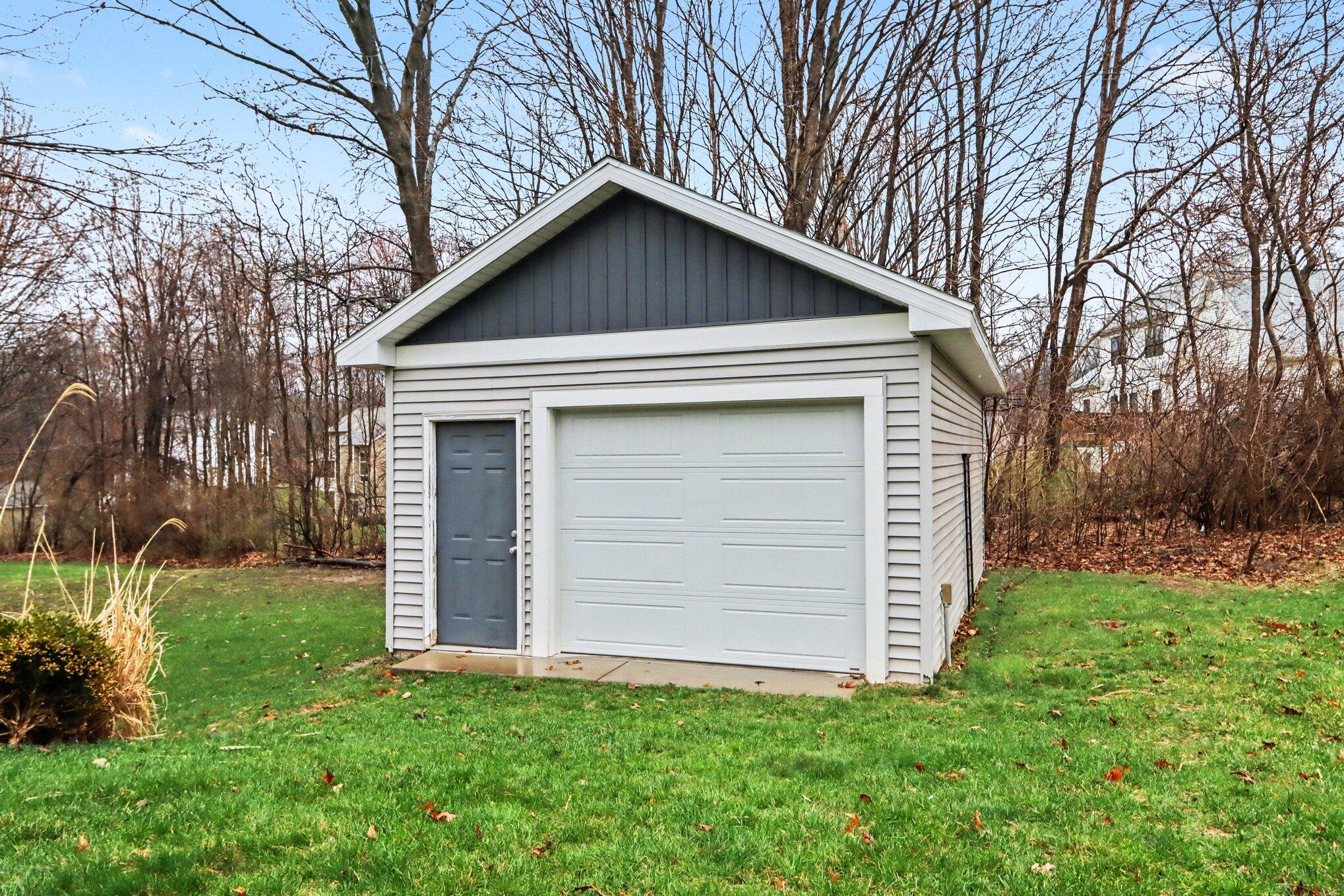 1070 Hawkins Court Kalamazoo MI 49009