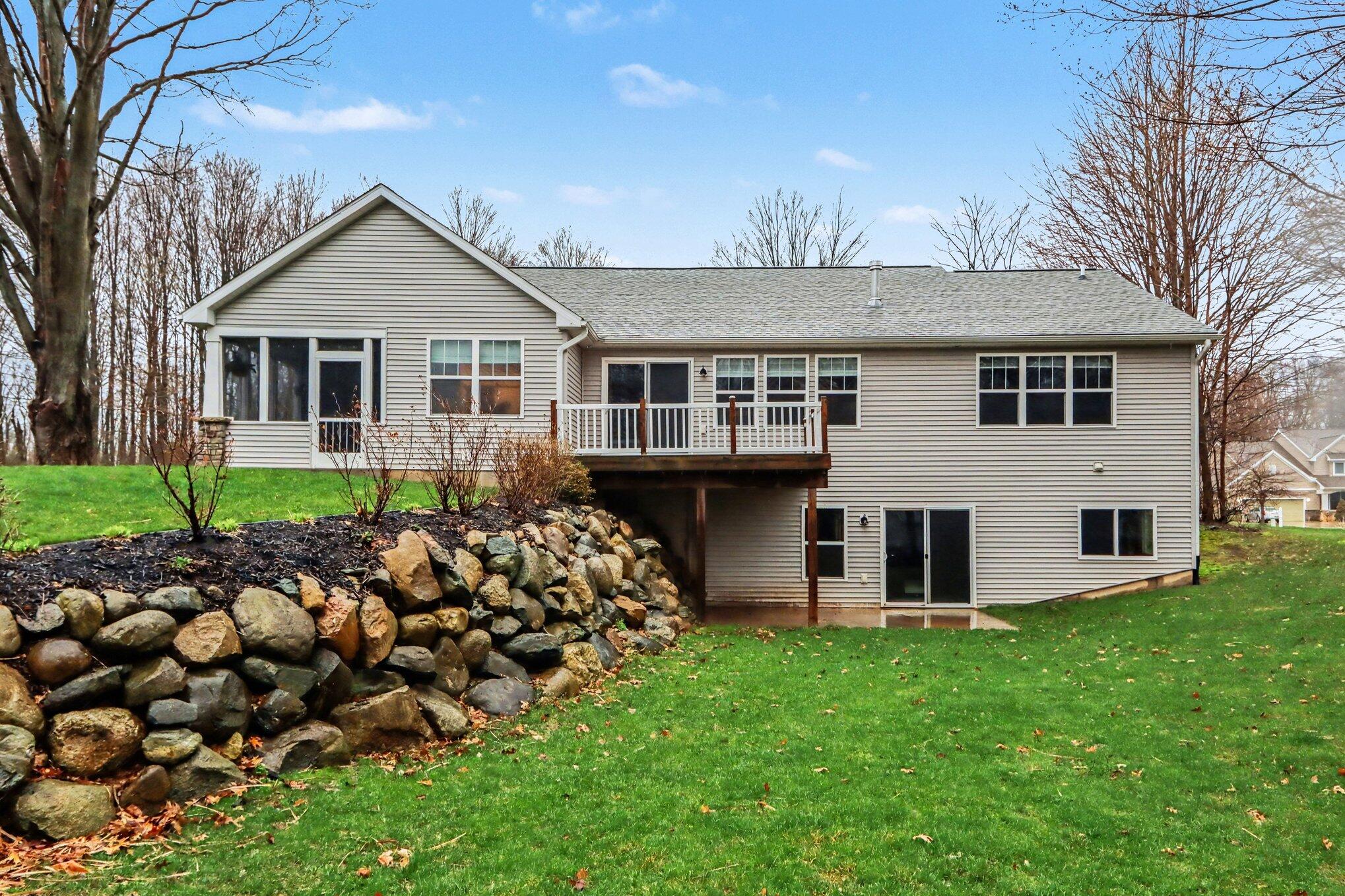 1070 Hawkins Court Kalamazoo MI 49009