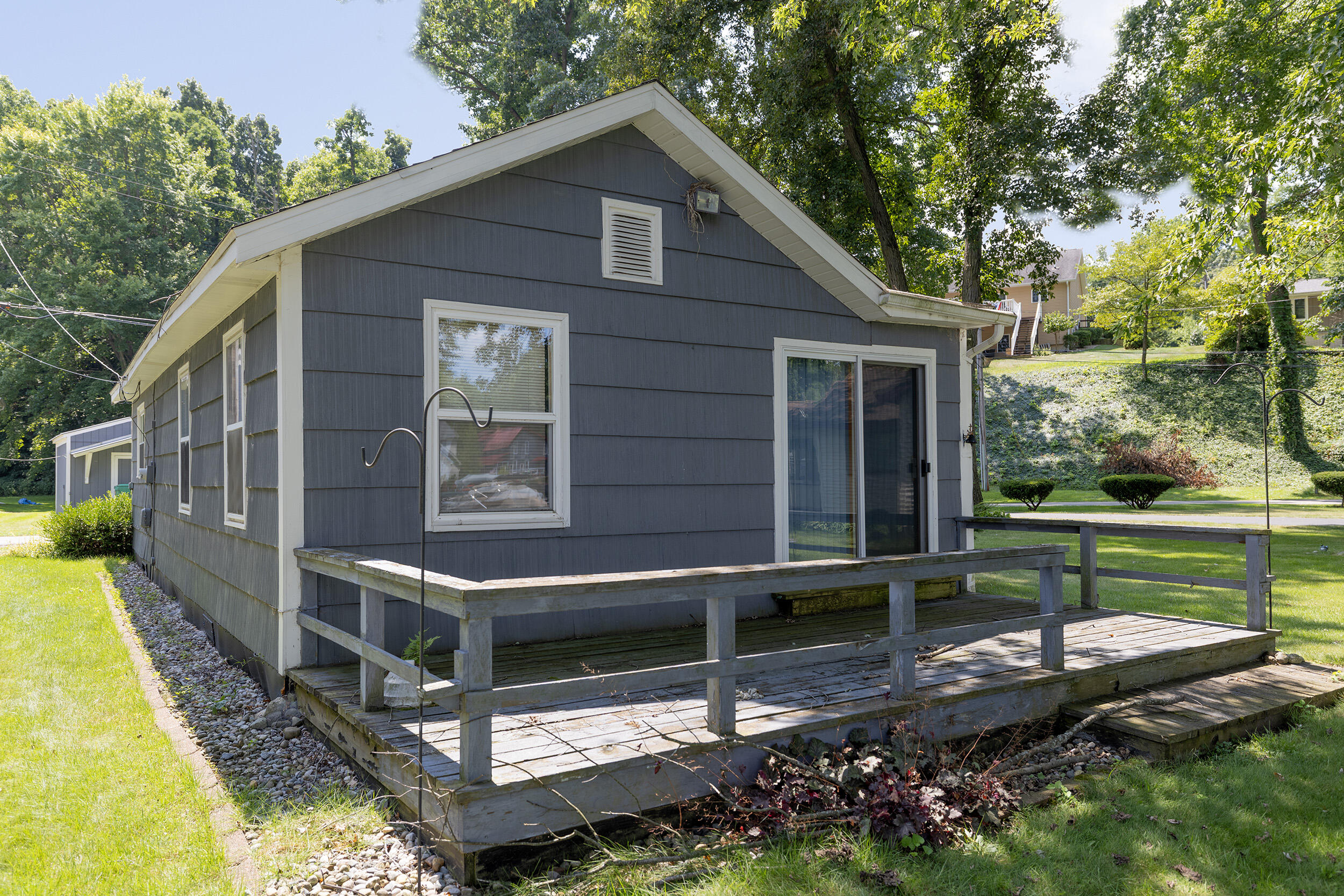 33418 Inn-d-inn Drive Dowagiac MI 49047